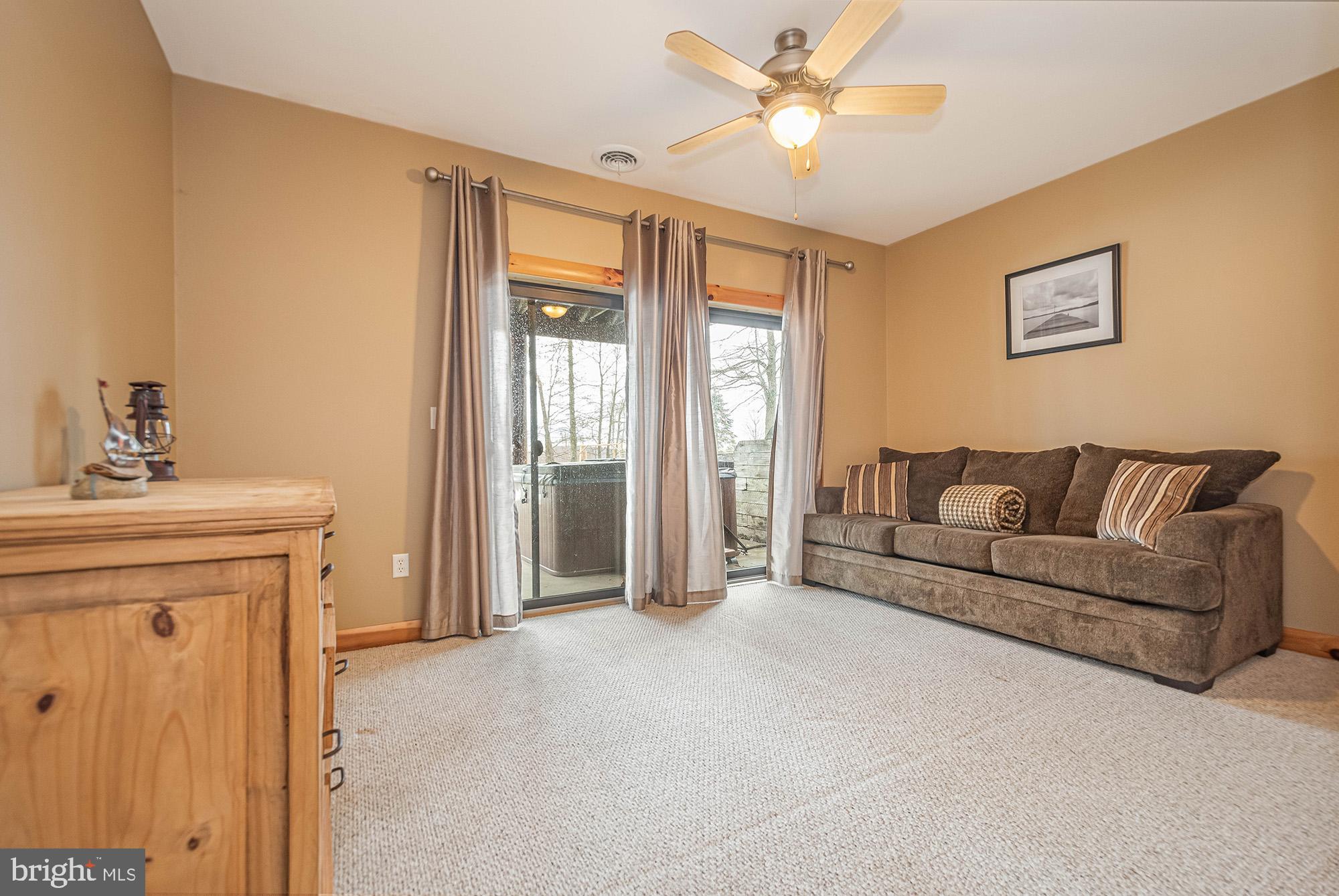 DEEP CREEK HIGHLANDS - Residential