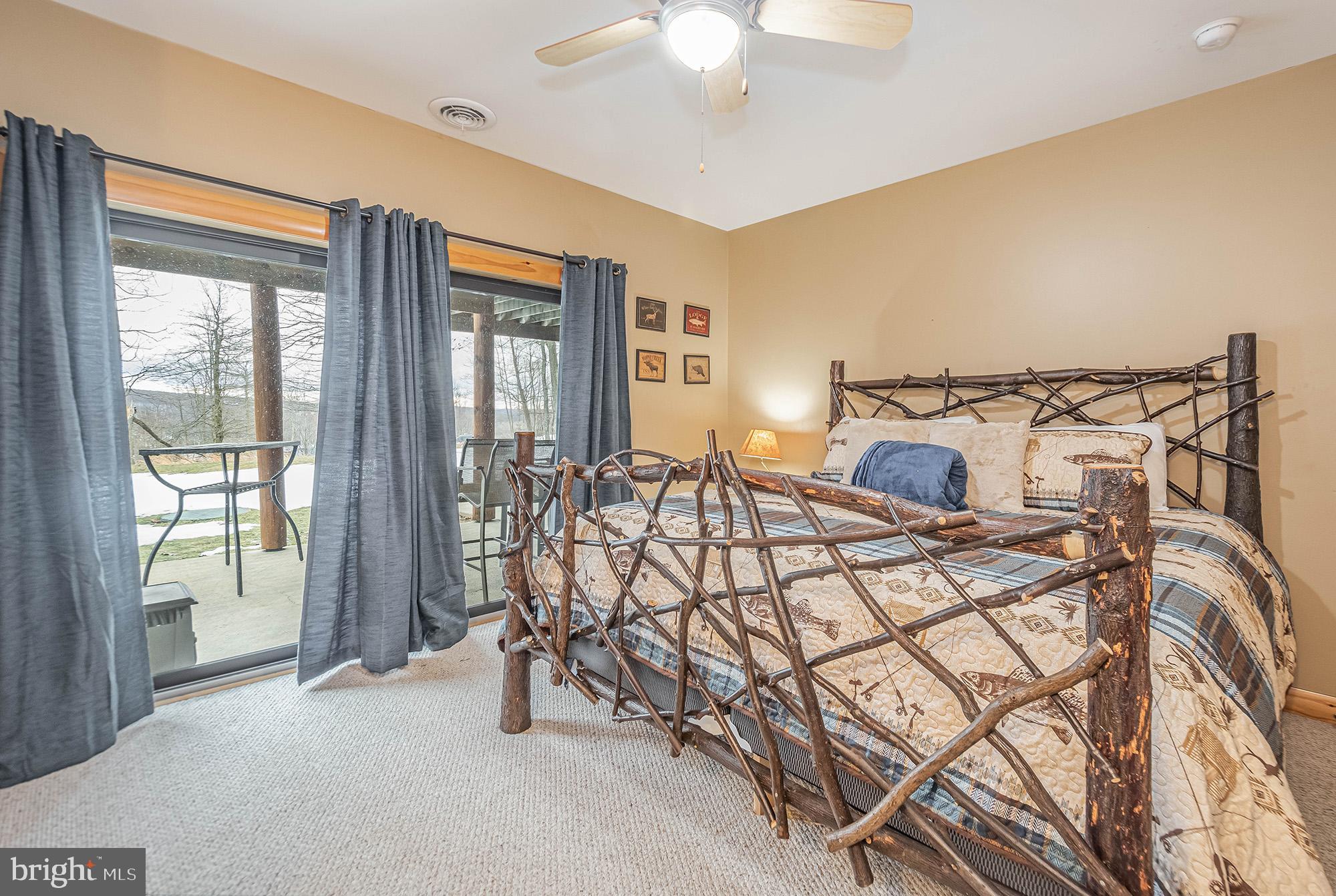 DEEP CREEK HIGHLANDS - Residential