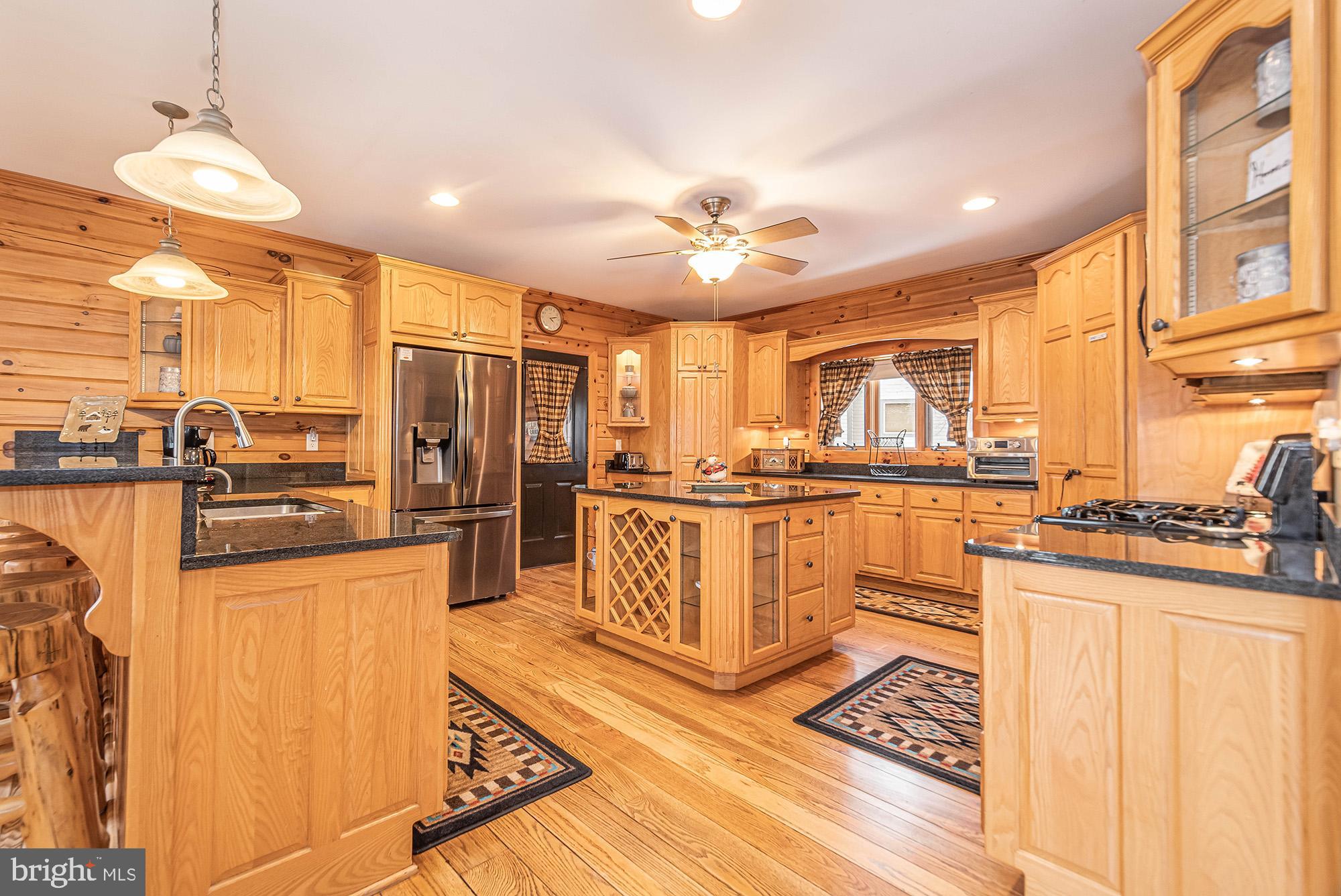 DEEP CREEK HIGHLANDS - Residential