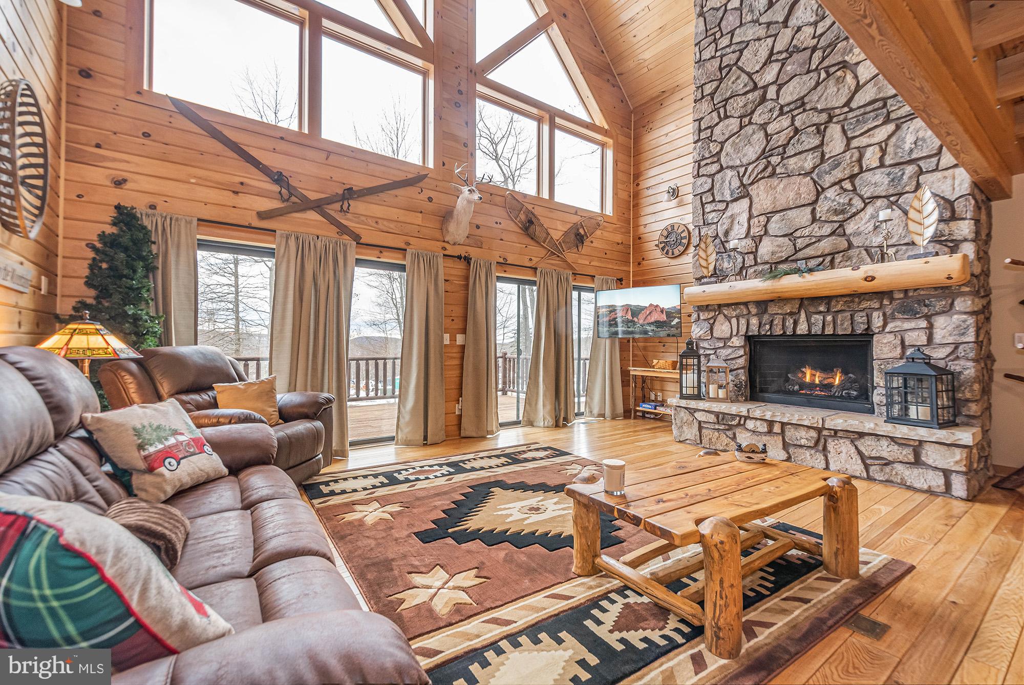 DEEP CREEK HIGHLANDS - Residential