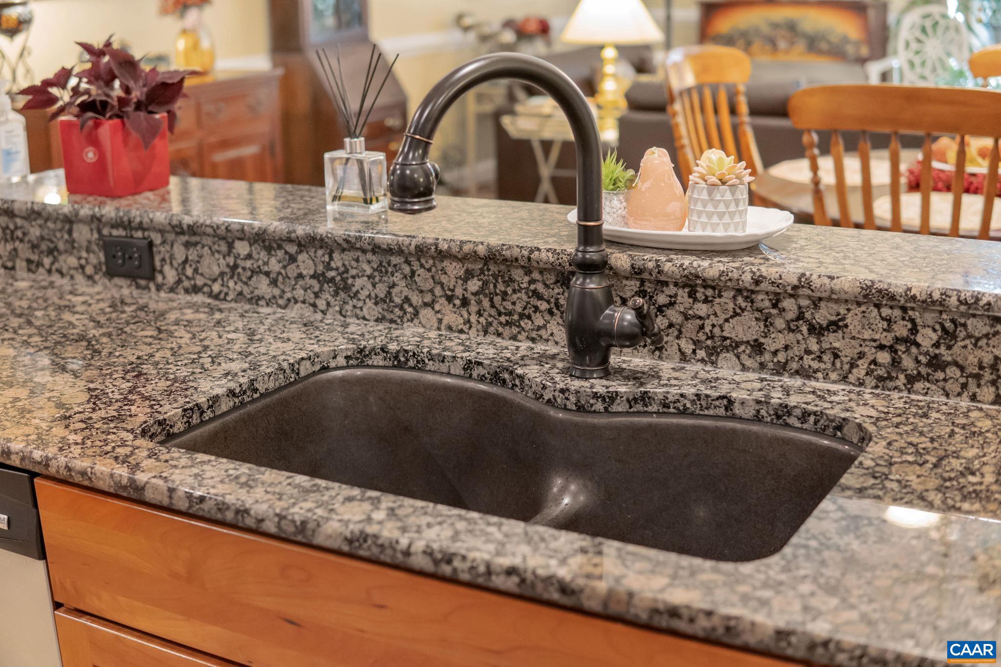 SPRING CREEK - Residential