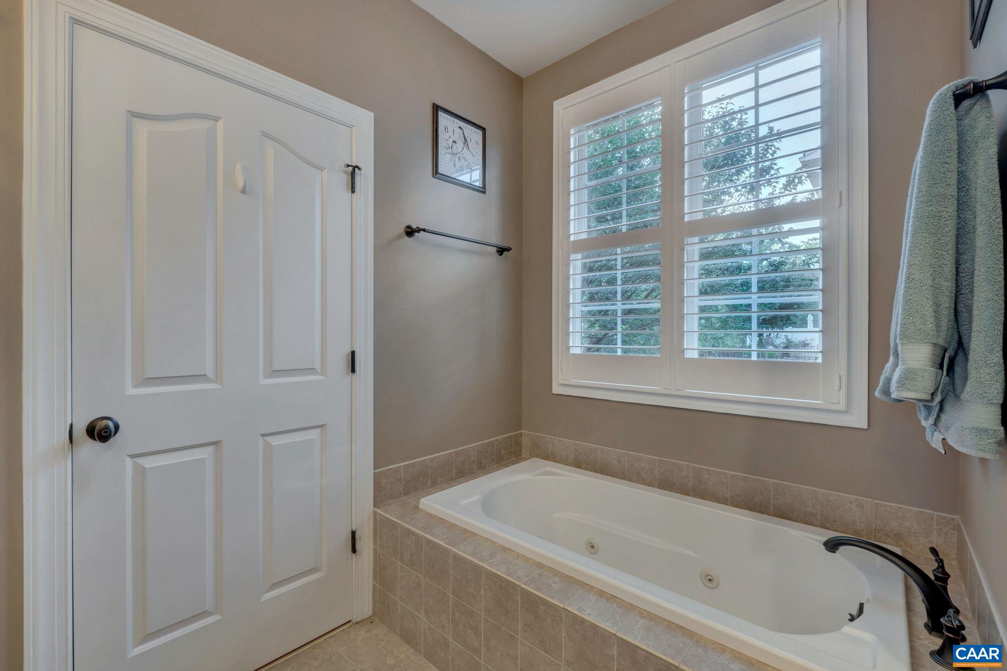 SPRING CREEK - Residential