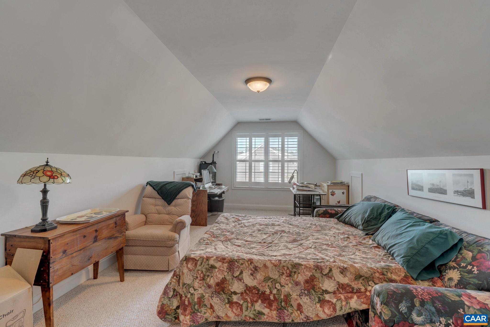 SPRING CREEK - Residential