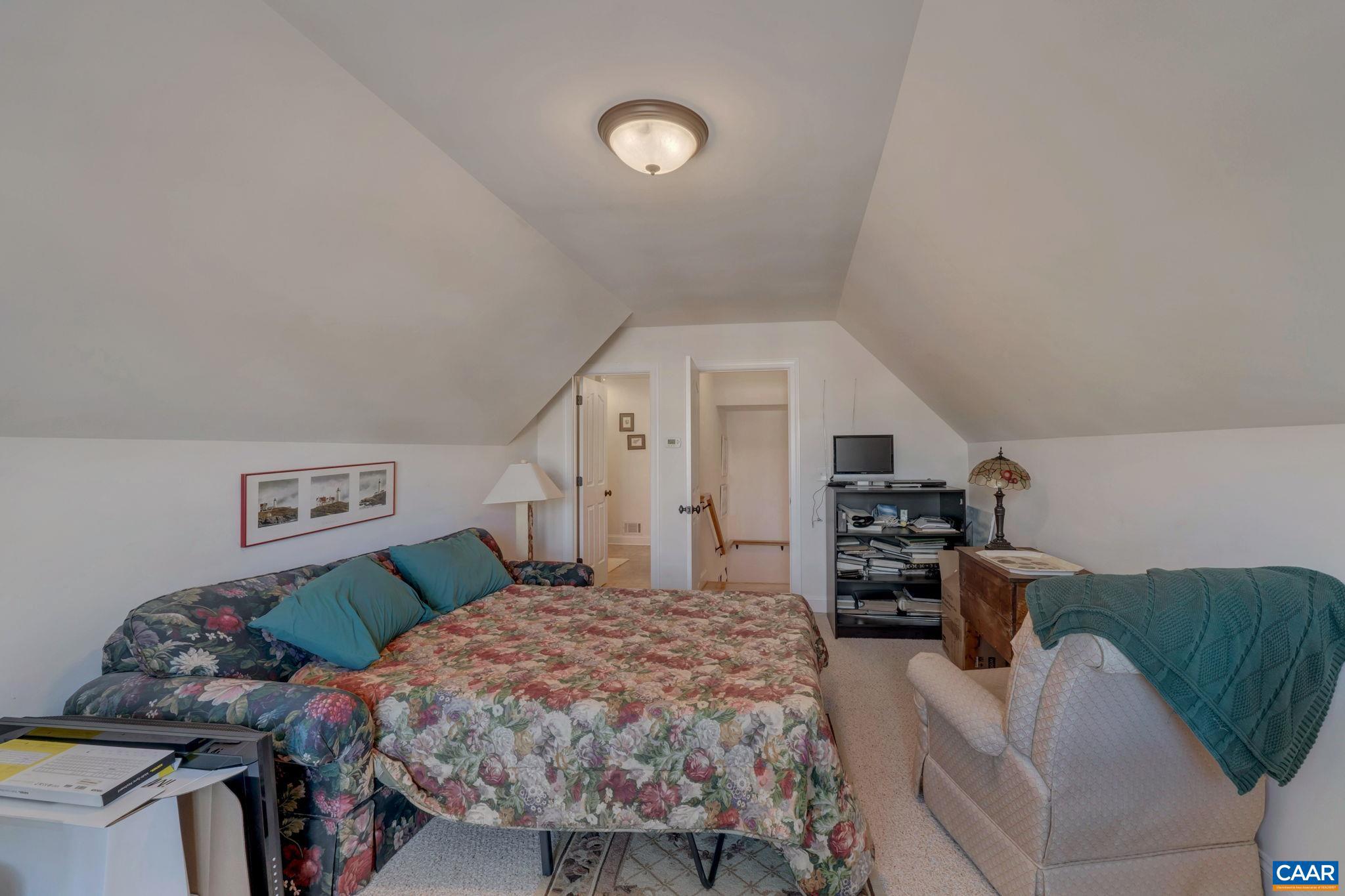 SPRING CREEK - Residential