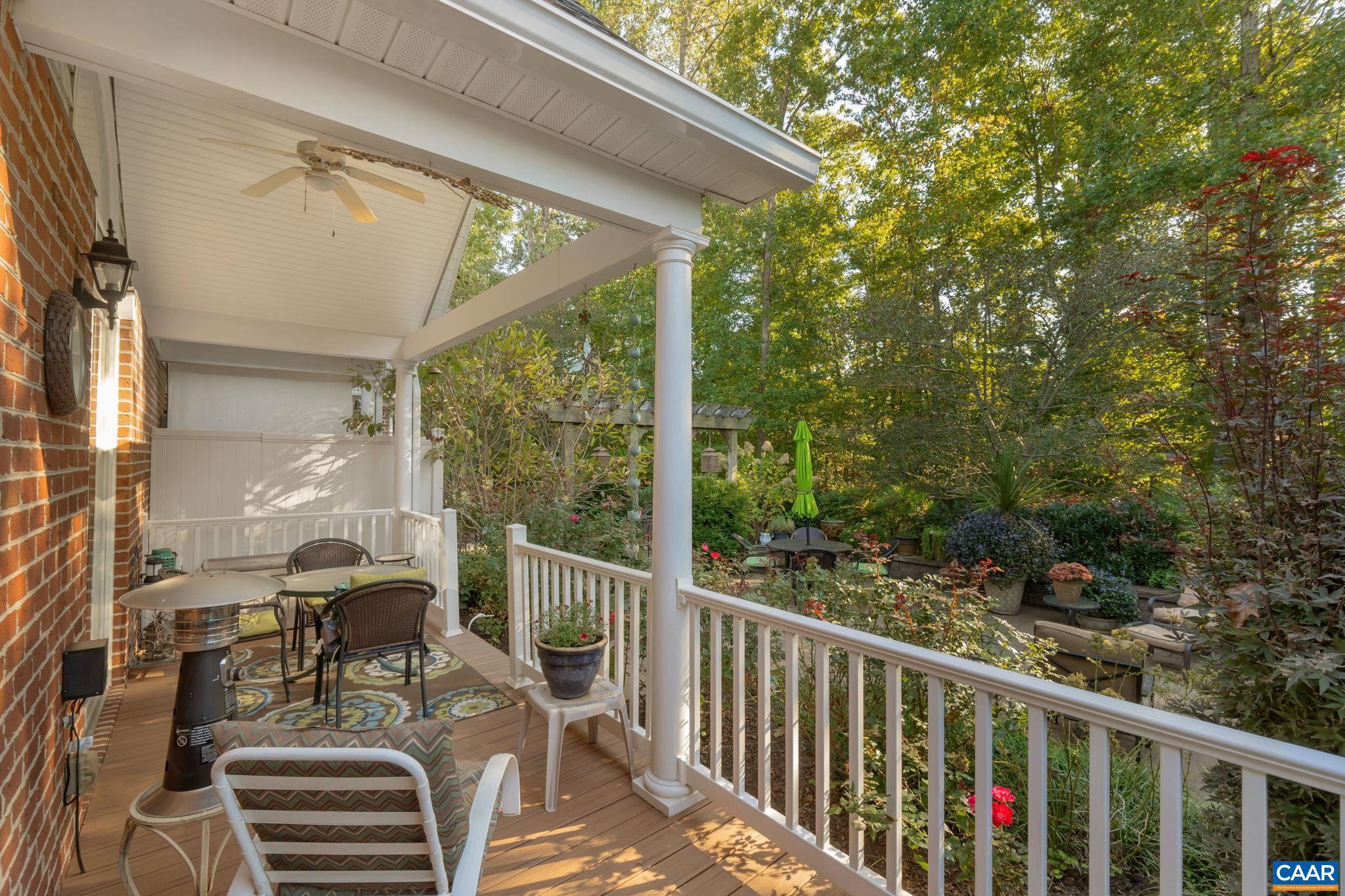 SPRING CREEK - Residential