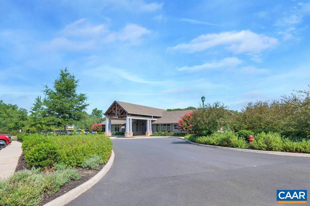 SPRING CREEK - Residential