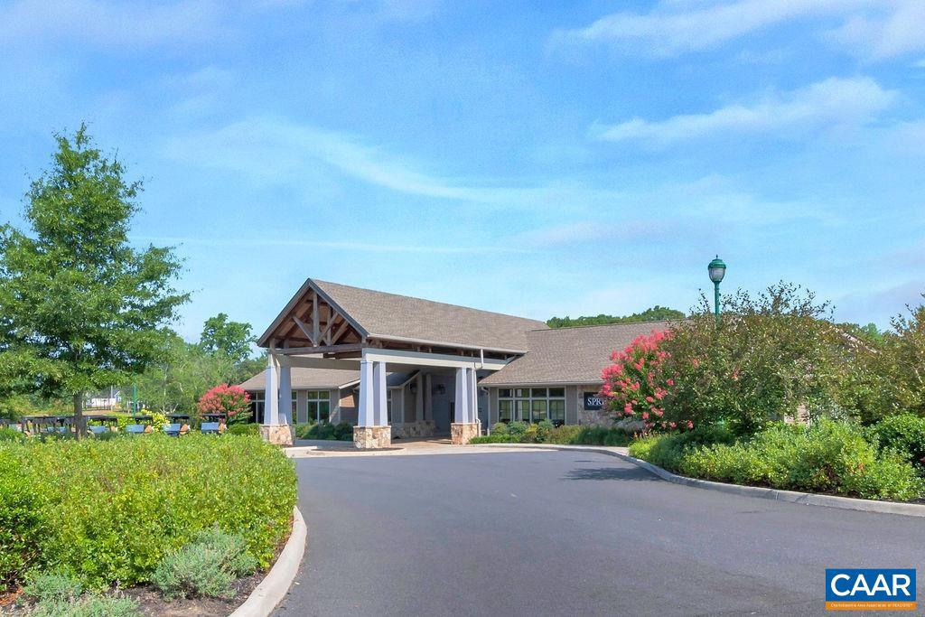 SPRING CREEK - Residential