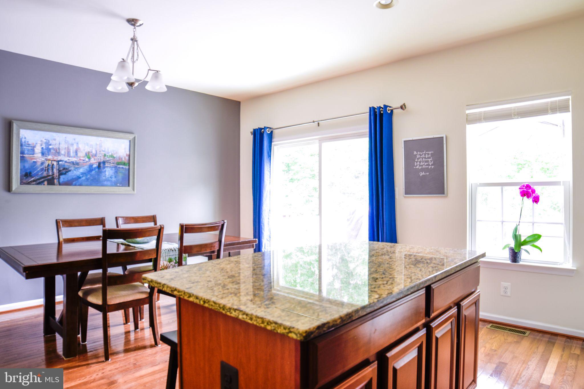 LAFAYETTE CROSSING - Residential