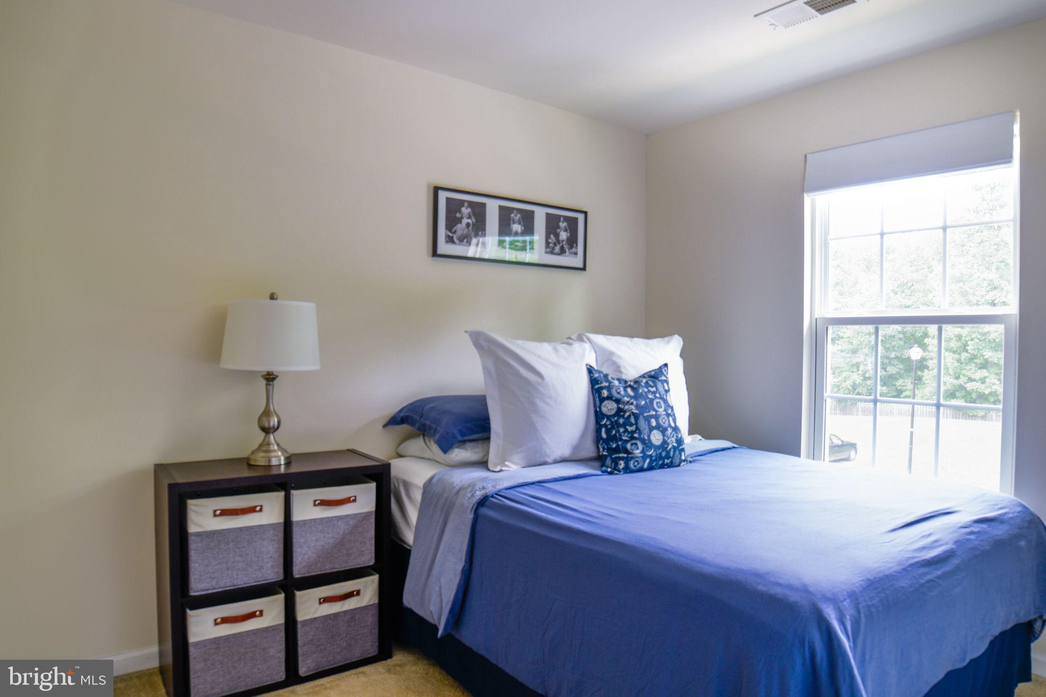 LAFAYETTE CROSSING - Residential