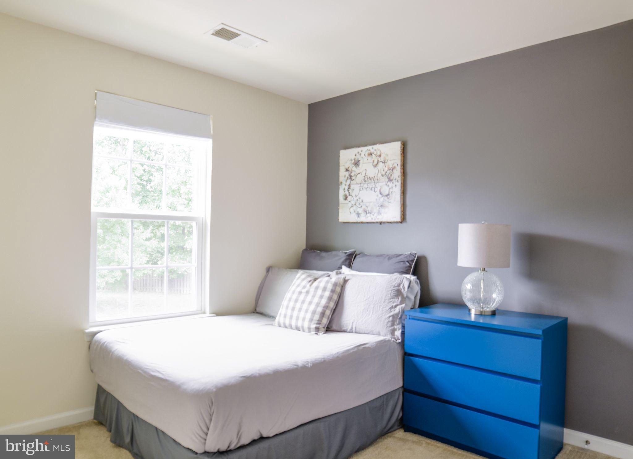 LAFAYETTE CROSSING - Residential