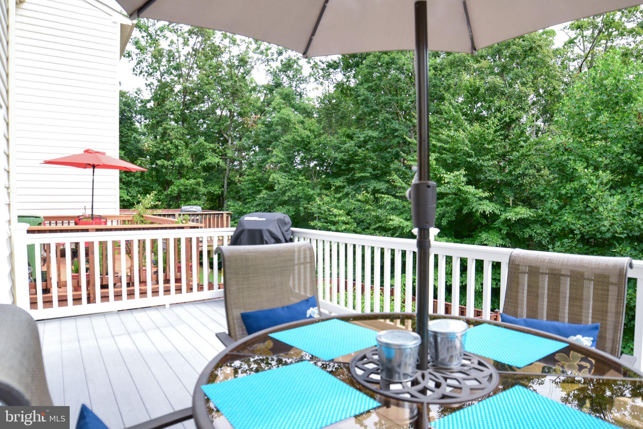 LAFAYETTE CROSSING - Residential