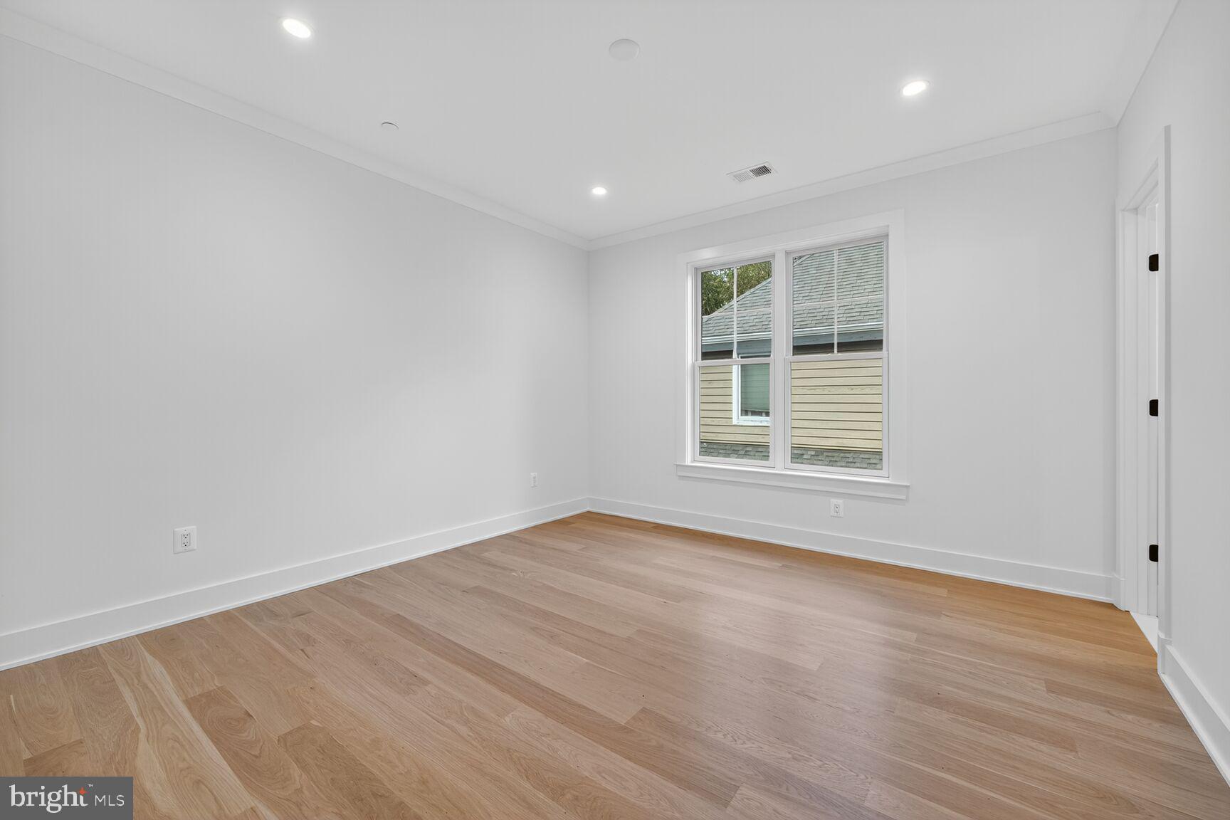 HUNTINGTON TERRACE - Residential