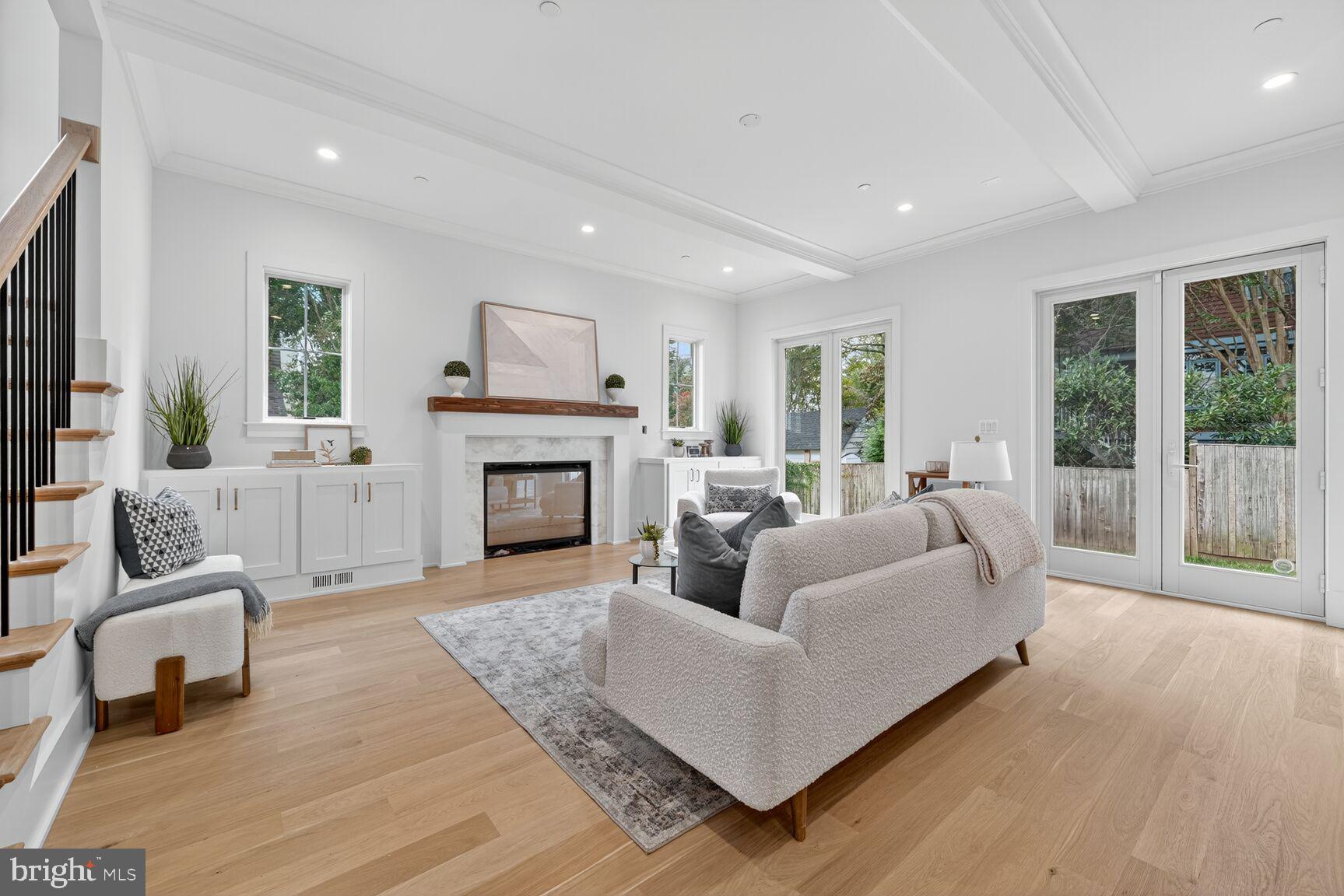 HUNTINGTON TERRACE - Residential