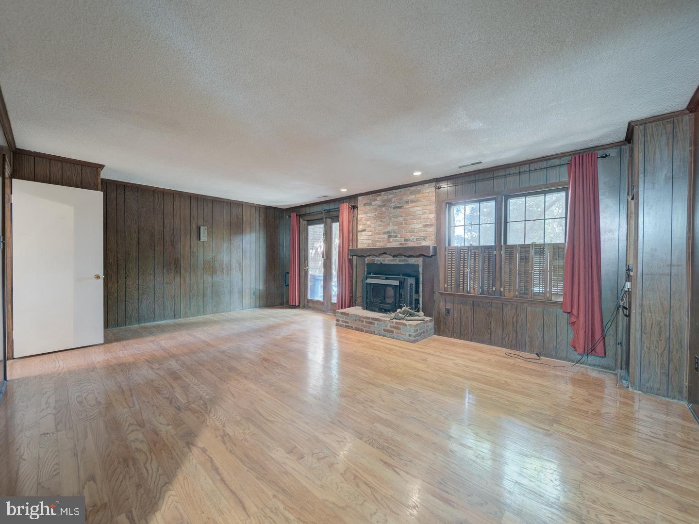 WESTMORELAND SQUARE - Residential