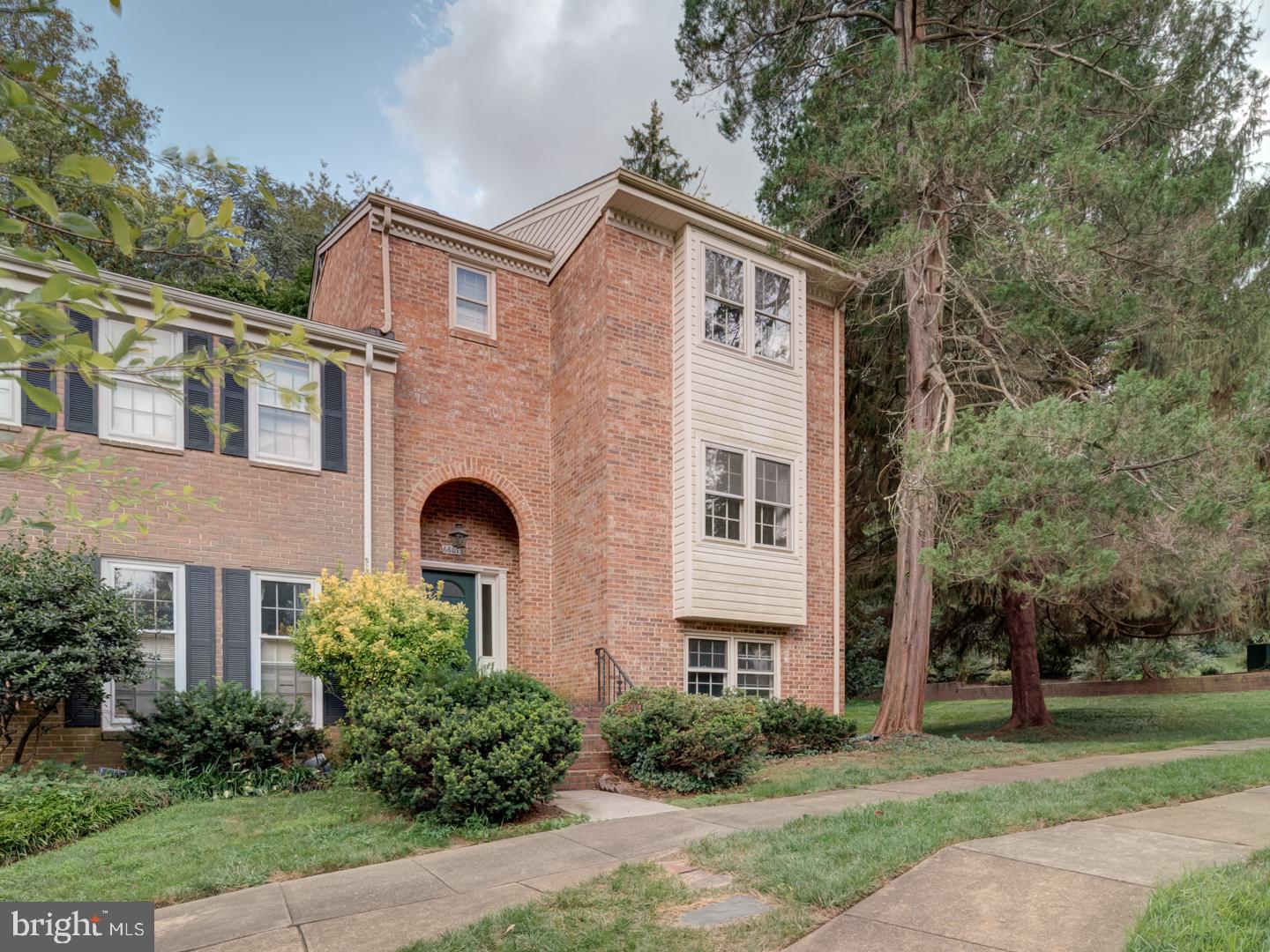 6607 MIDHILL PLACE