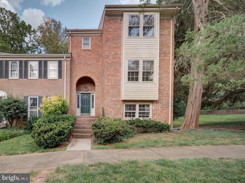 6607 MIDHILL PLACE FALLS CHURCH VA 22043