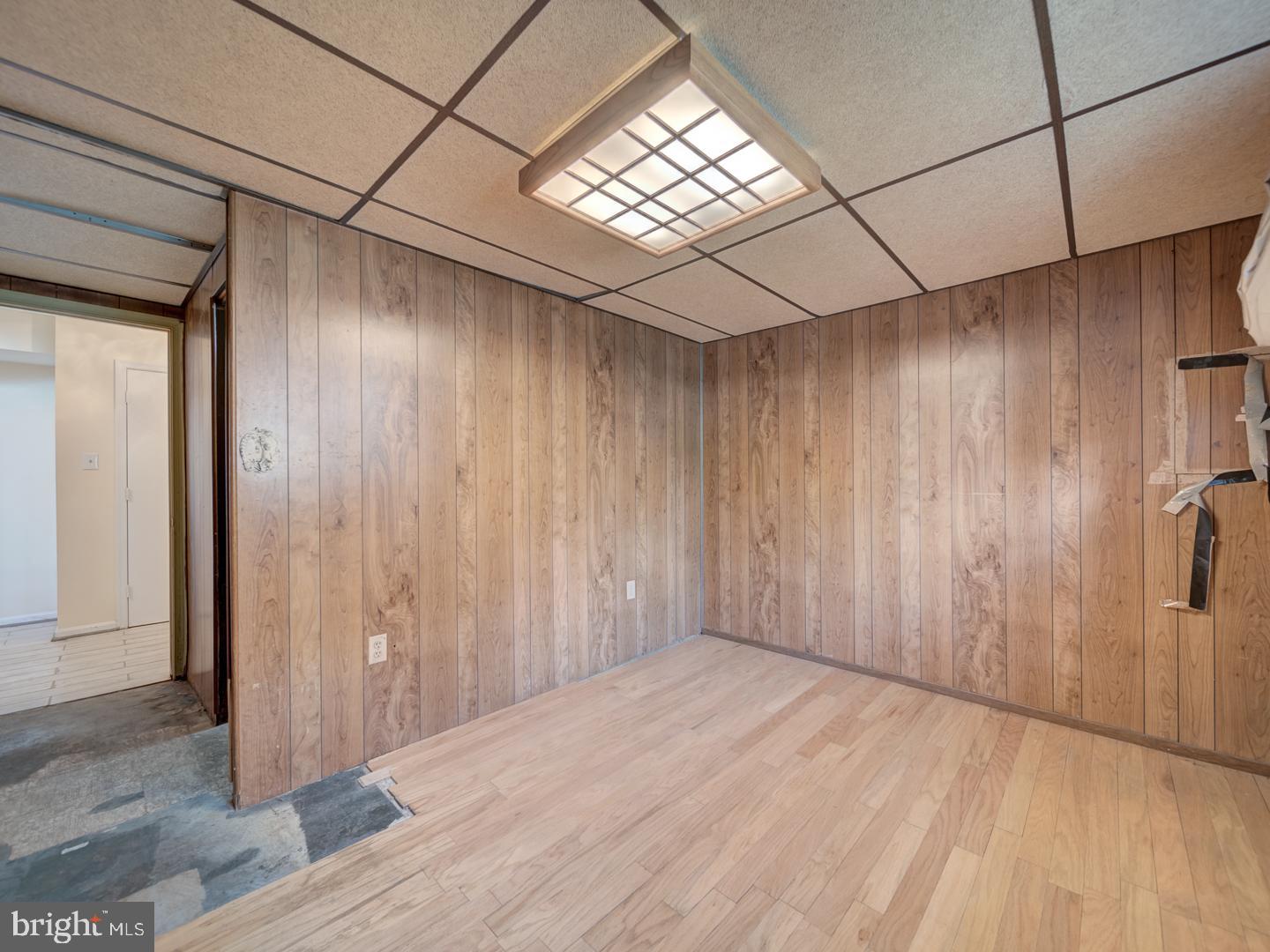 WESTMORELAND SQUARE - Residential