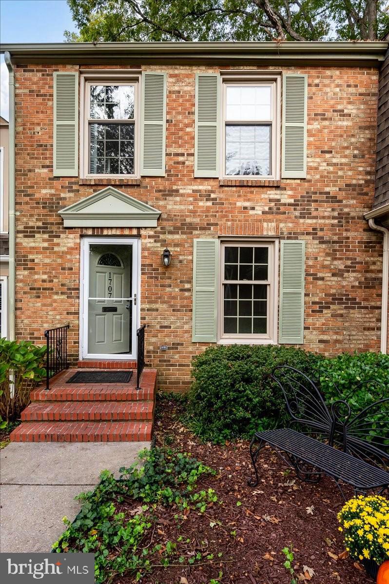 GEORGETOWN - Residential