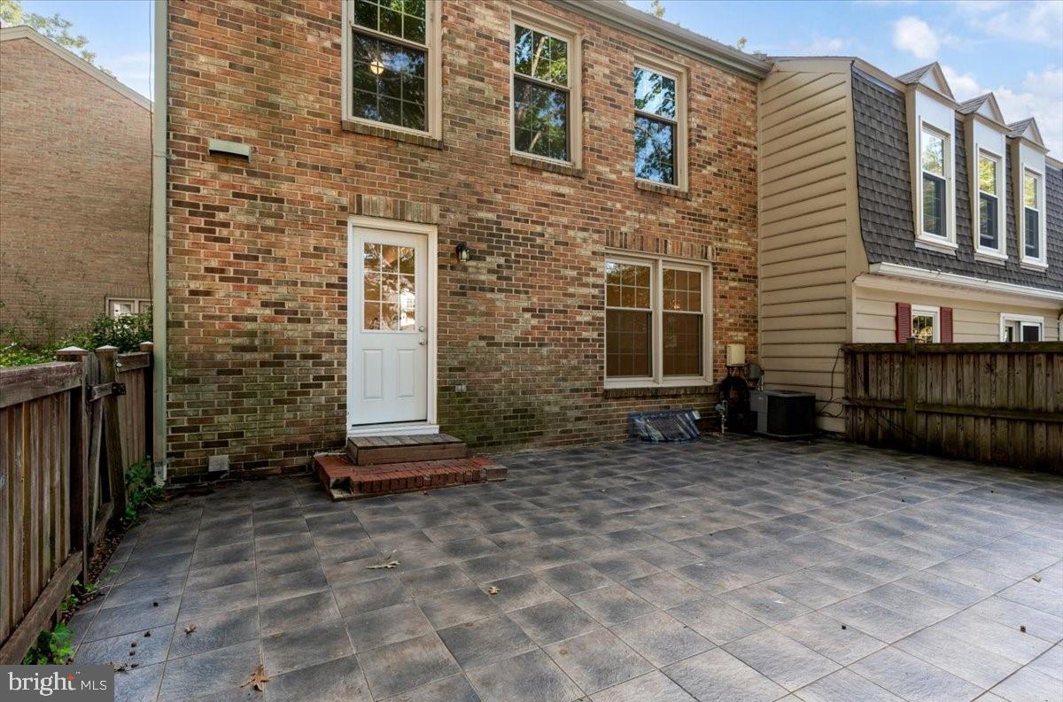 GEORGETOWN - Residential