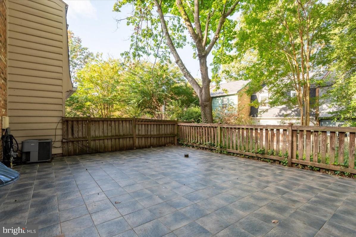 GEORGETOWN - Residential