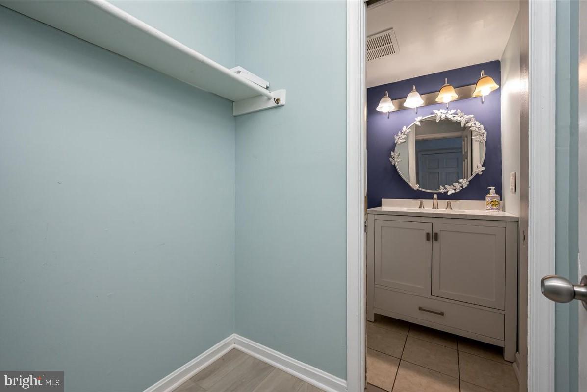 GEORGETOWN - Residential