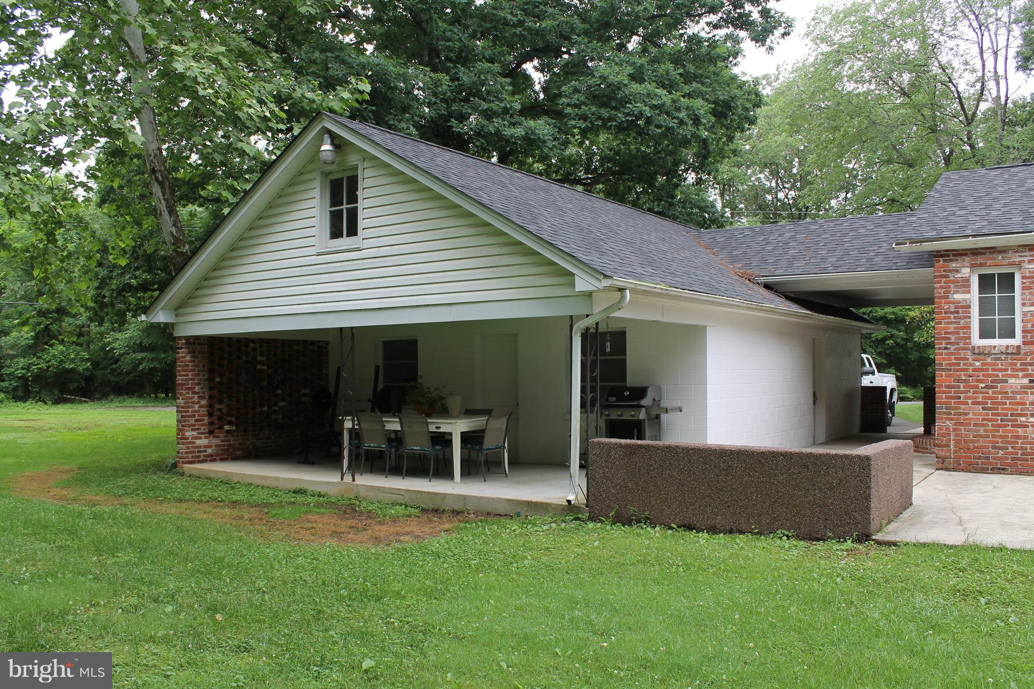 LA PLATA PARK SUB - Residential Lease