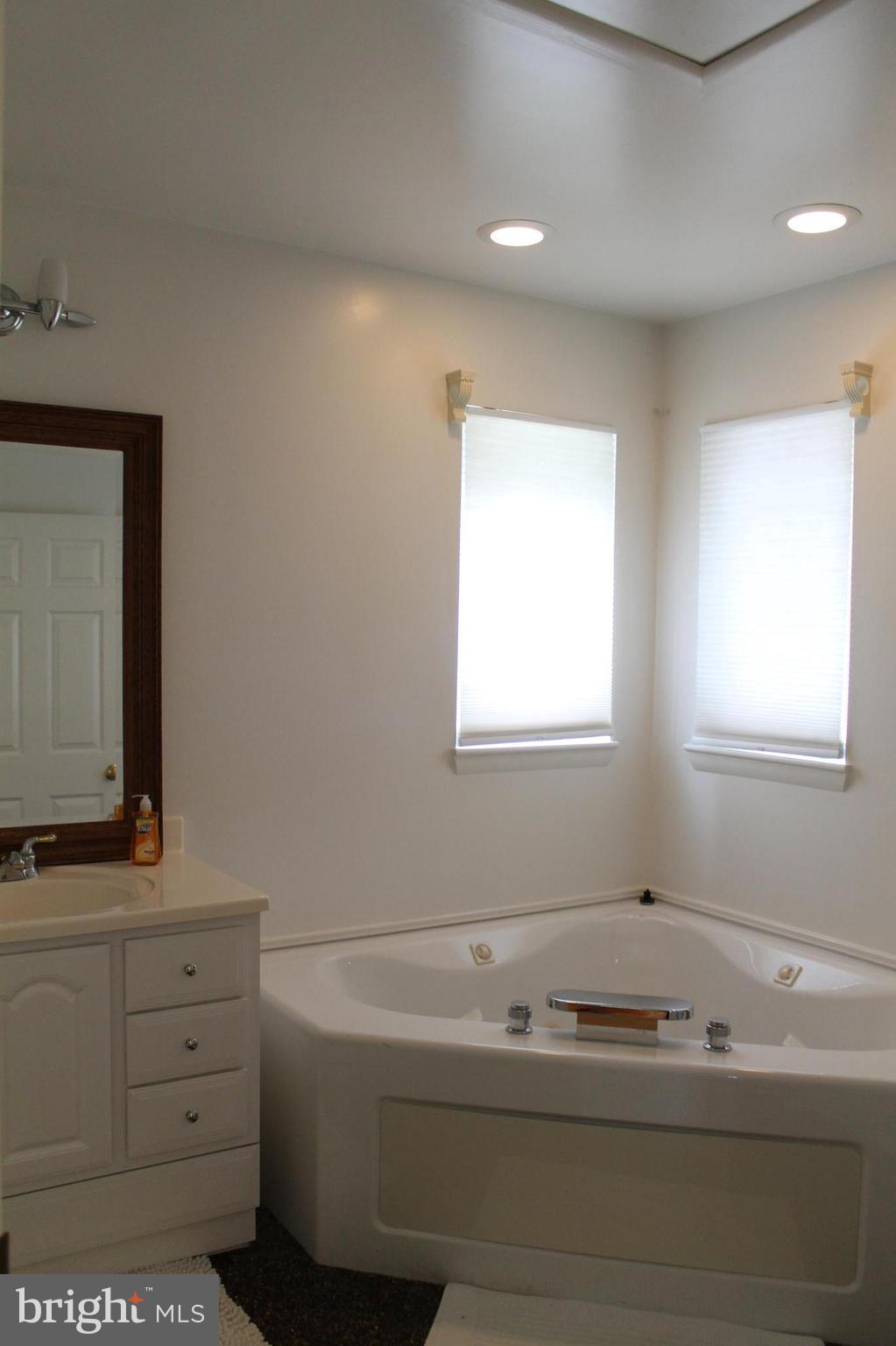 LA PLATA PARK SUB - Residential Lease