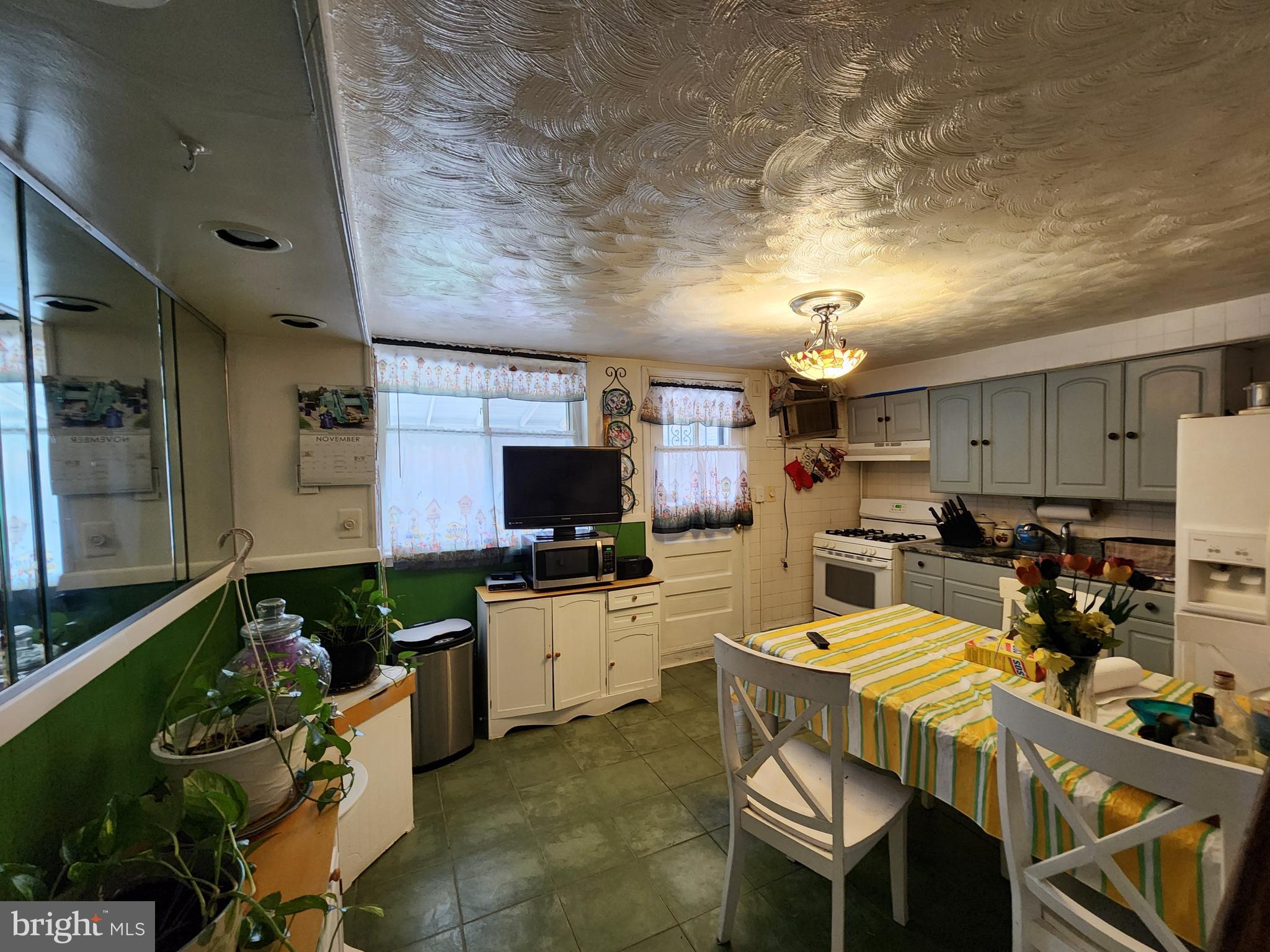 BELAIR-EDISON - Residential