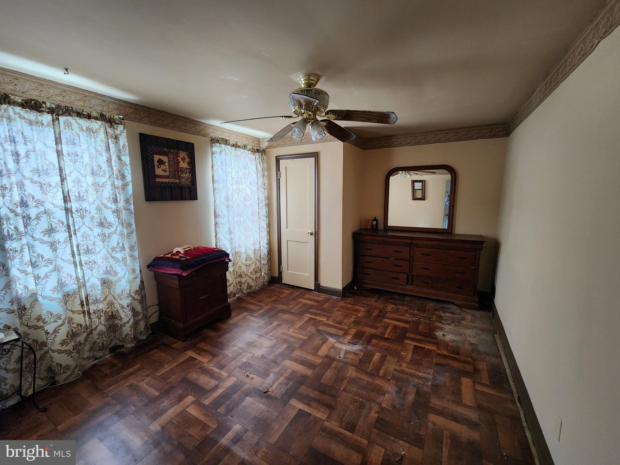 BELAIR-EDISON - Residential