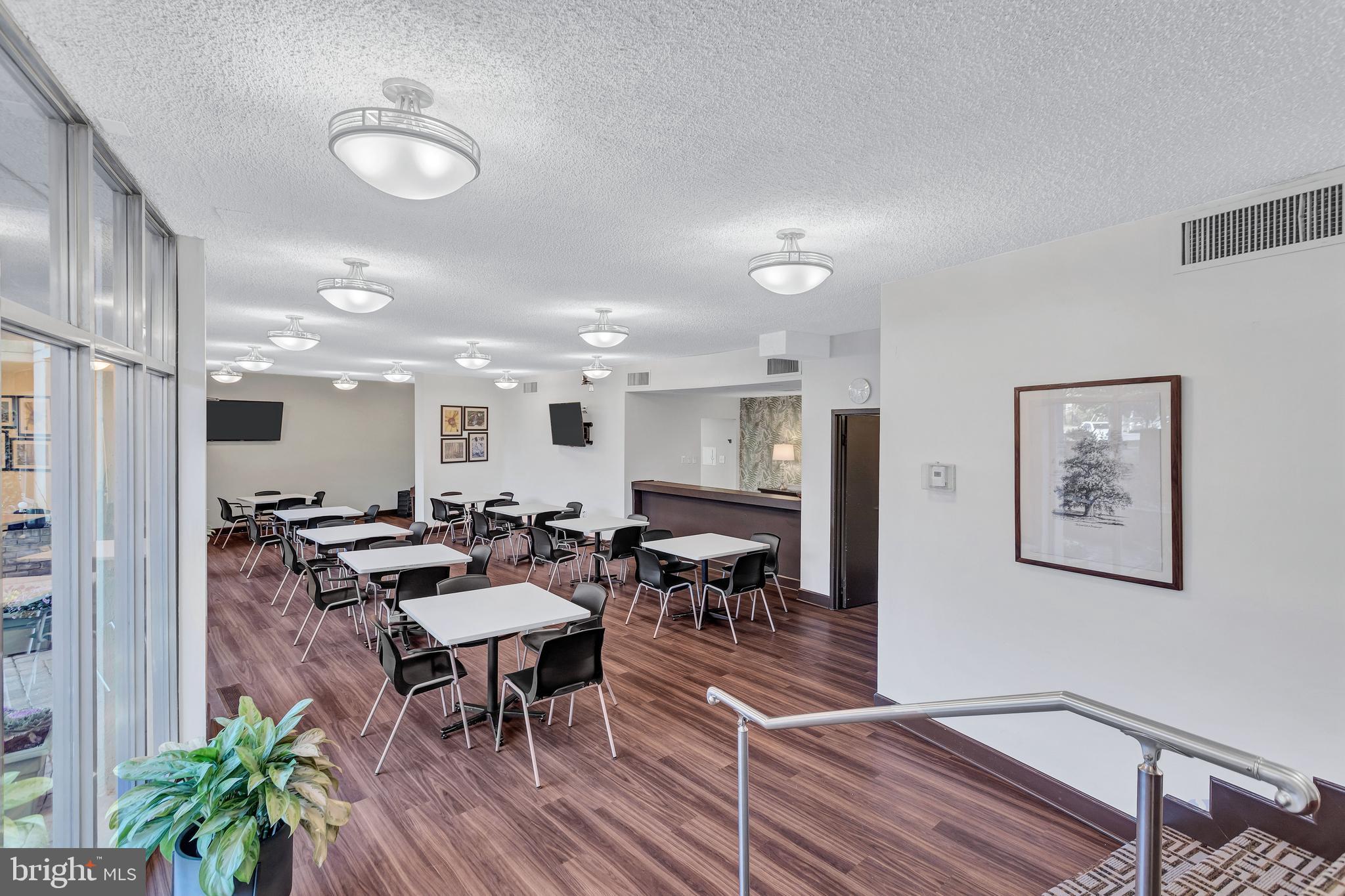 PARKSIDE PLAZA CODM - Residential