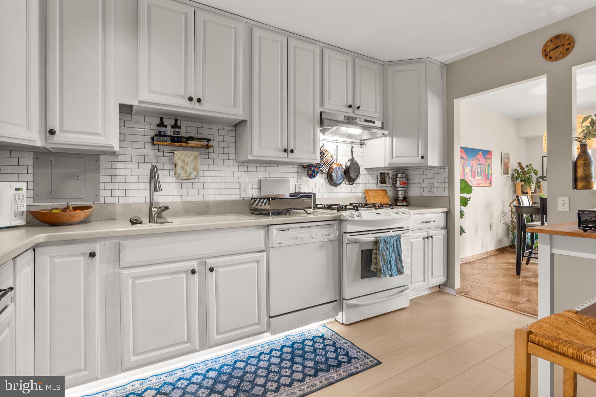 PARKSIDE PLAZA CODM - Residential