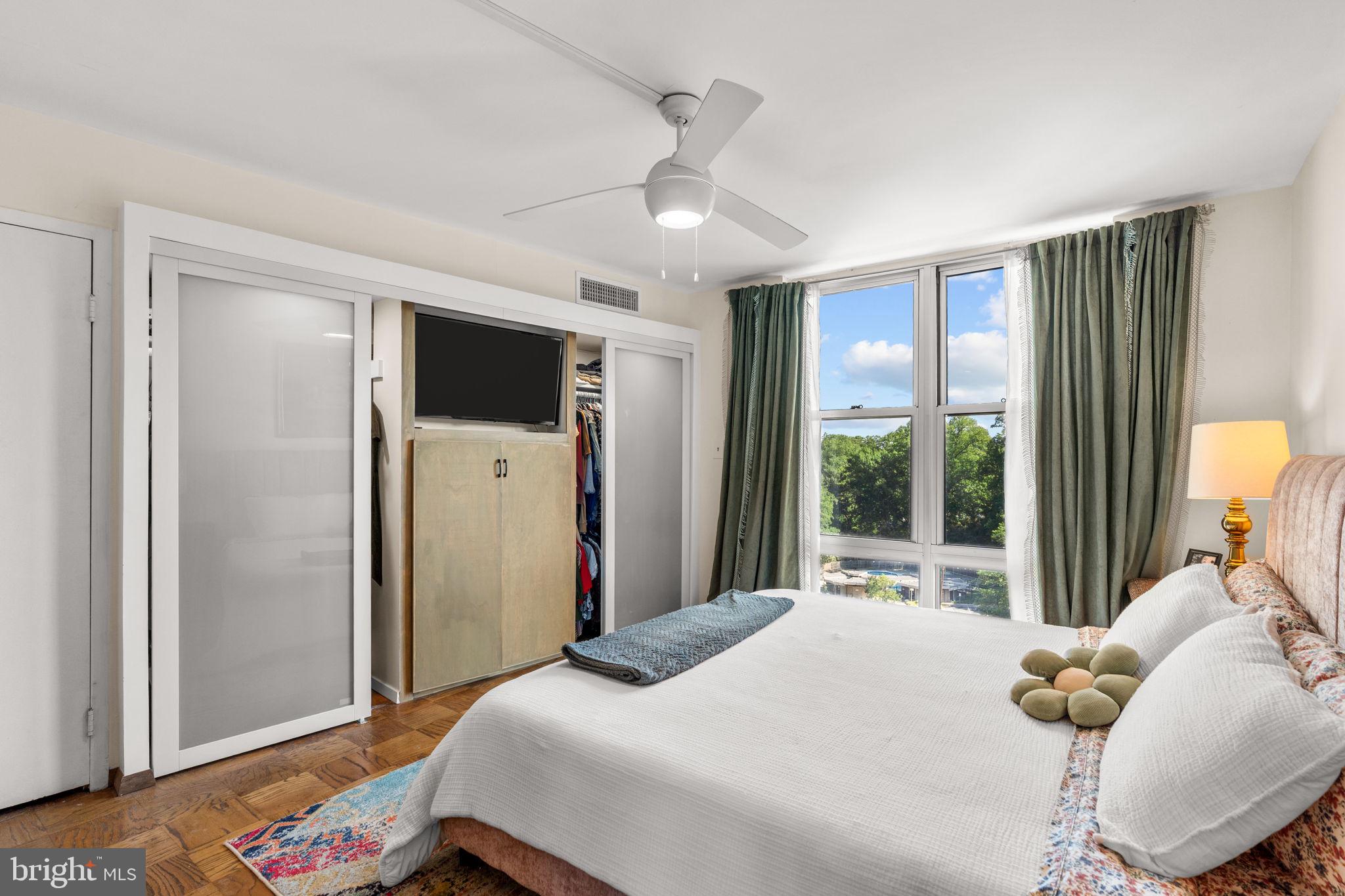 PARKSIDE PLAZA CODM - Residential