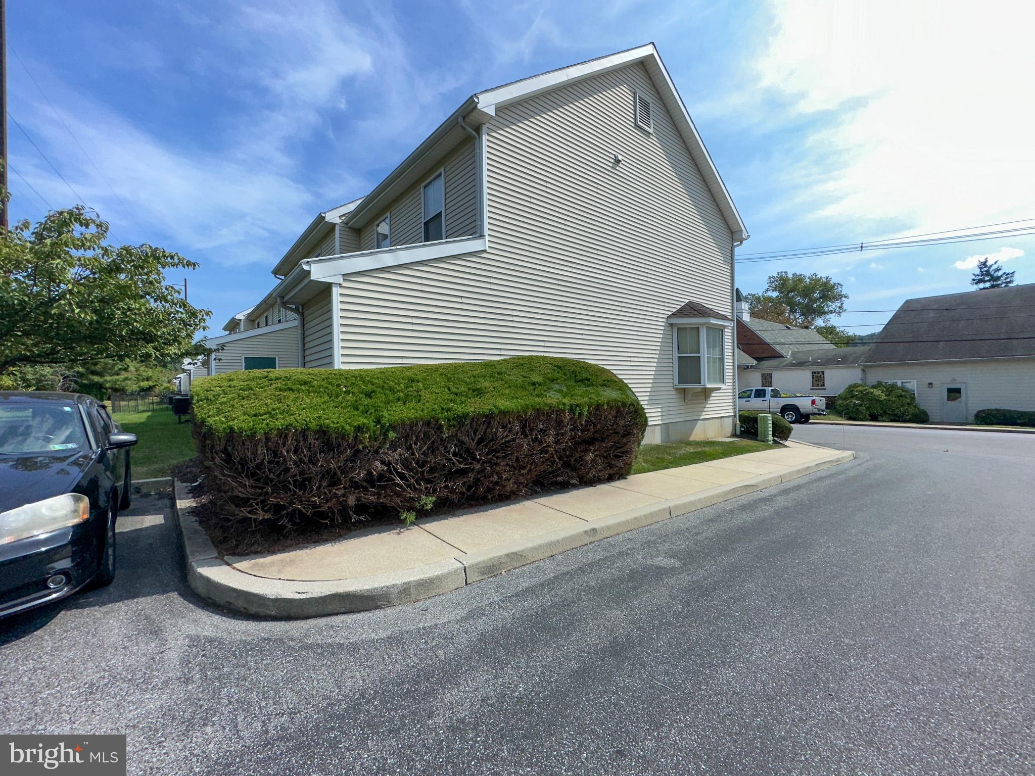 PENN CROSSING - Residential