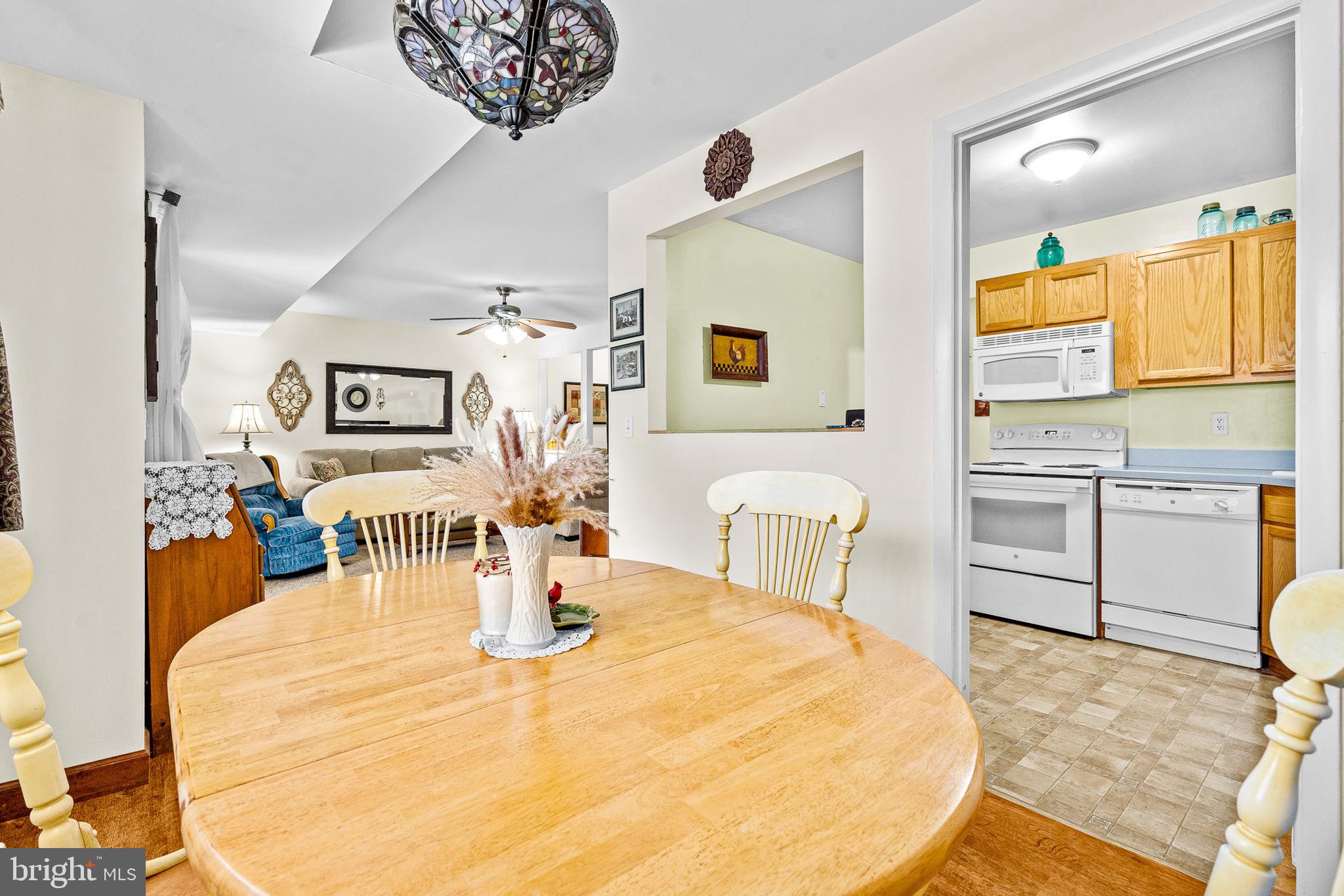 HICKORY HILLS CONDOMINIUMS - Residential