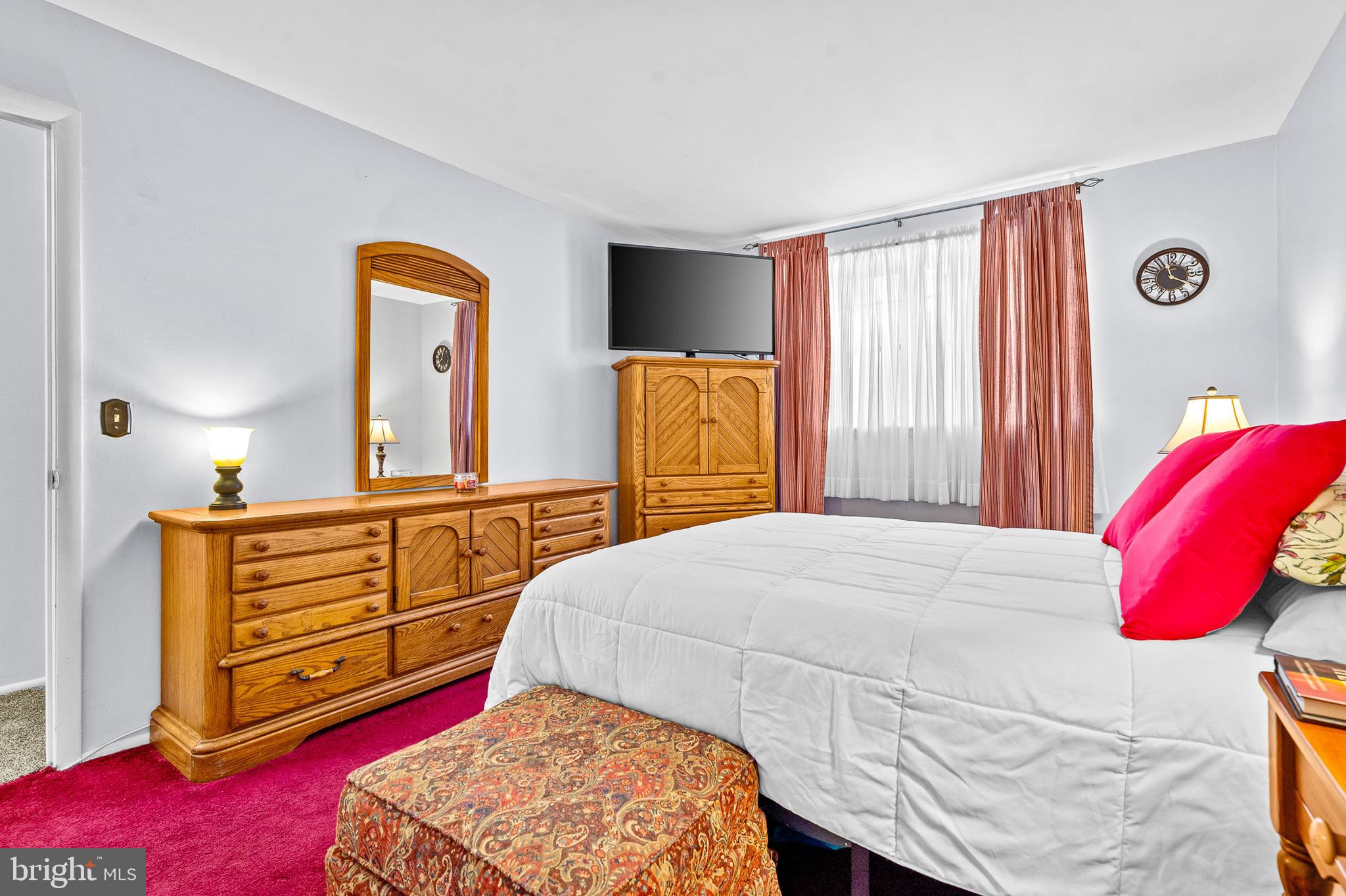 HICKORY HILLS CONDOMINIUMS - Residential