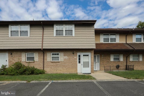 Townhouse For Sale - 279 La Cascata Tnhs<br/> CLEMENTON, NJ 08021