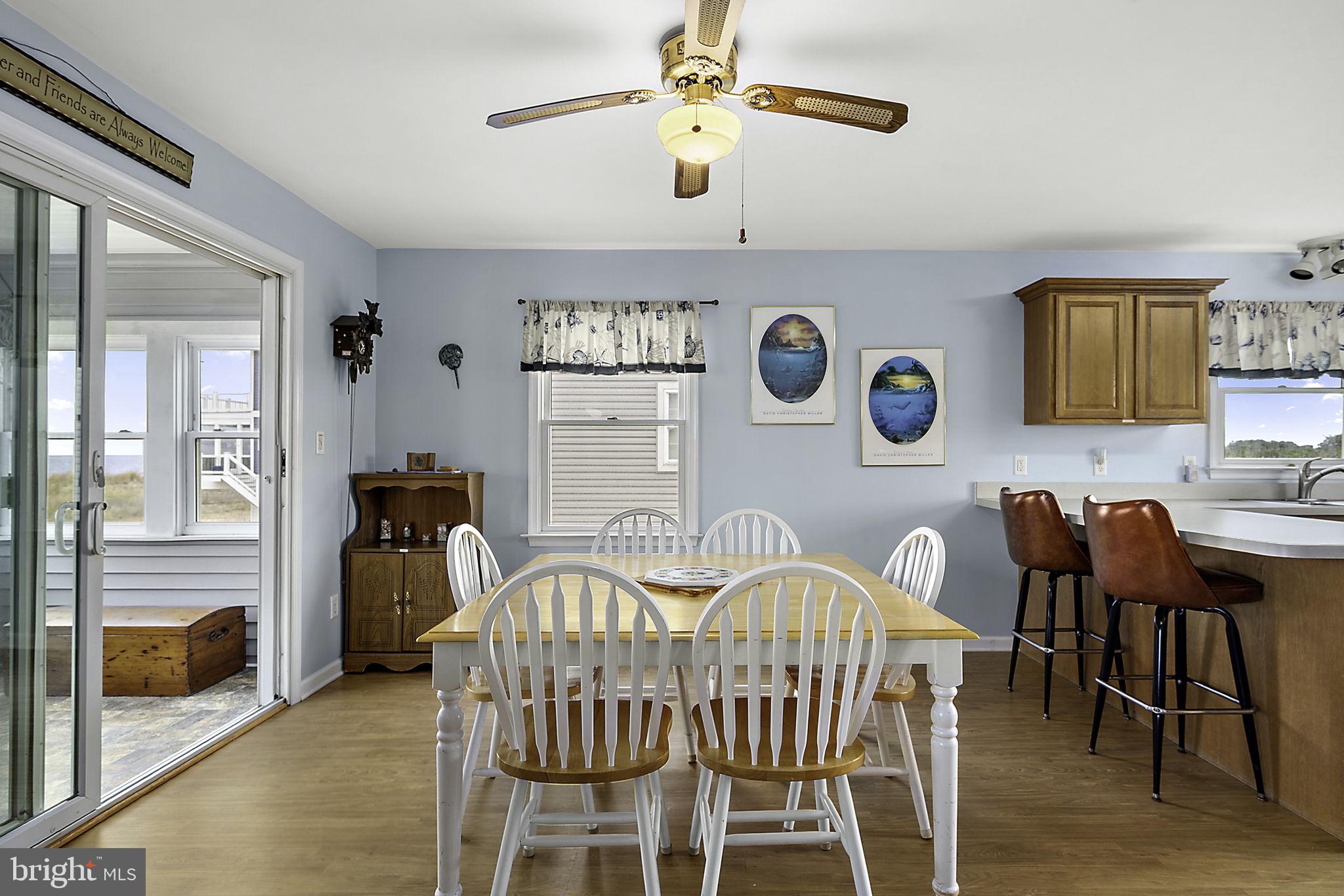 1102 S BAY SHORE DRIVE