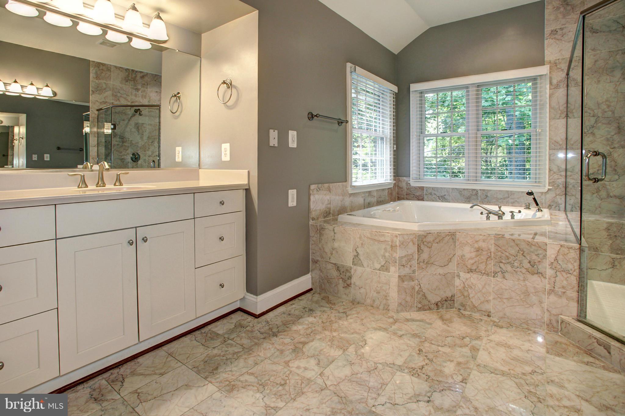 ARLINGWOOD - Residential