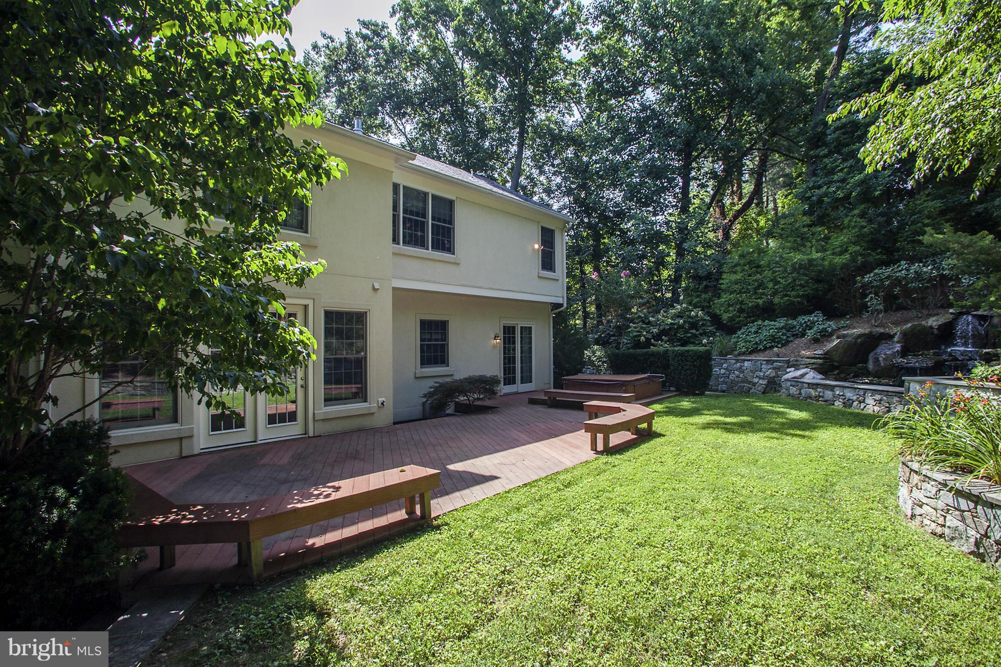 ARLINGWOOD - Residential