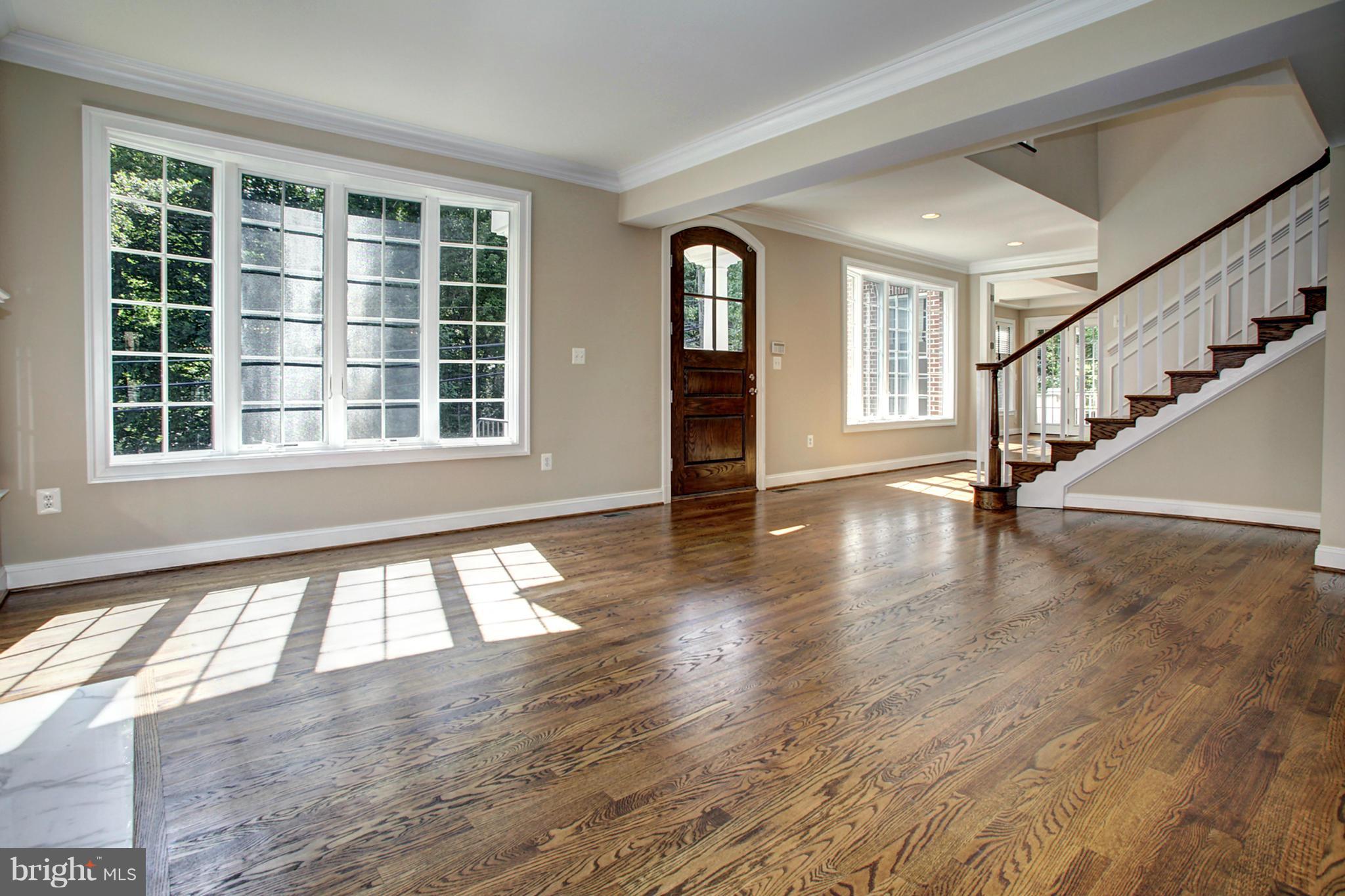 ARLINGWOOD - Residential