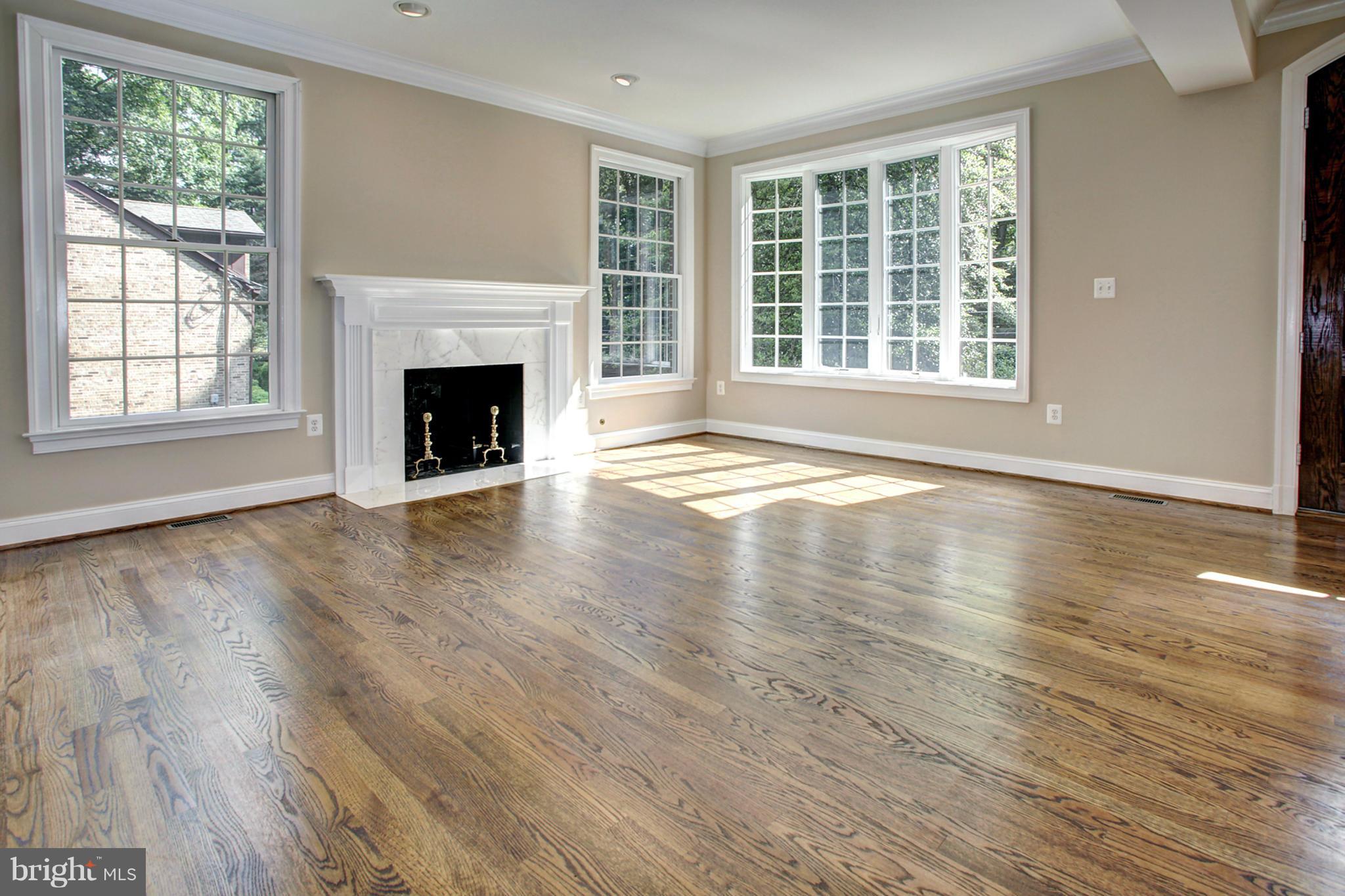 ARLINGWOOD - Residential