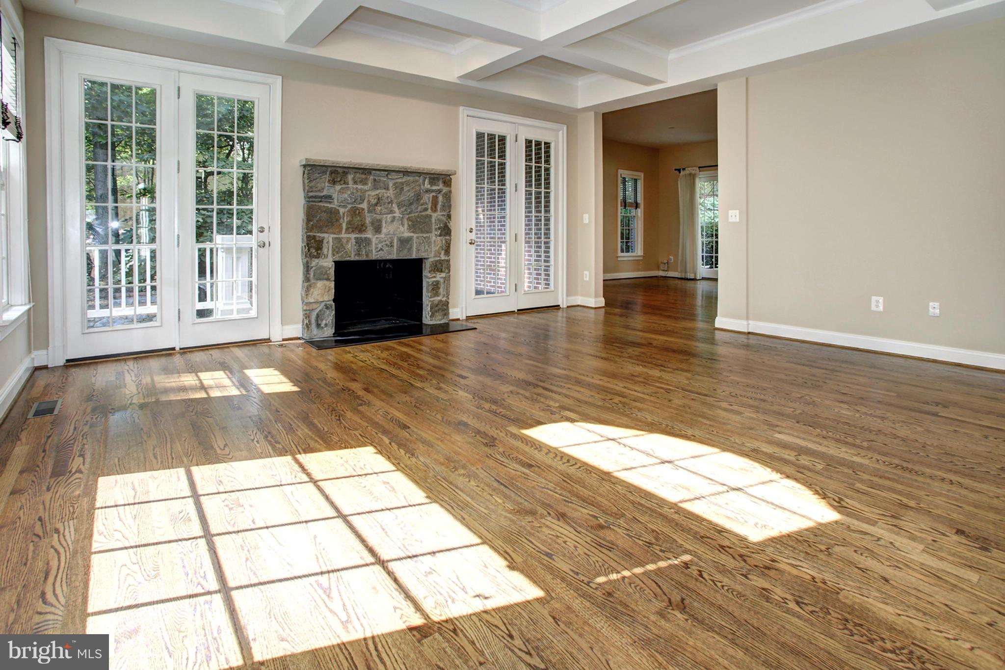 ARLINGWOOD - Residential