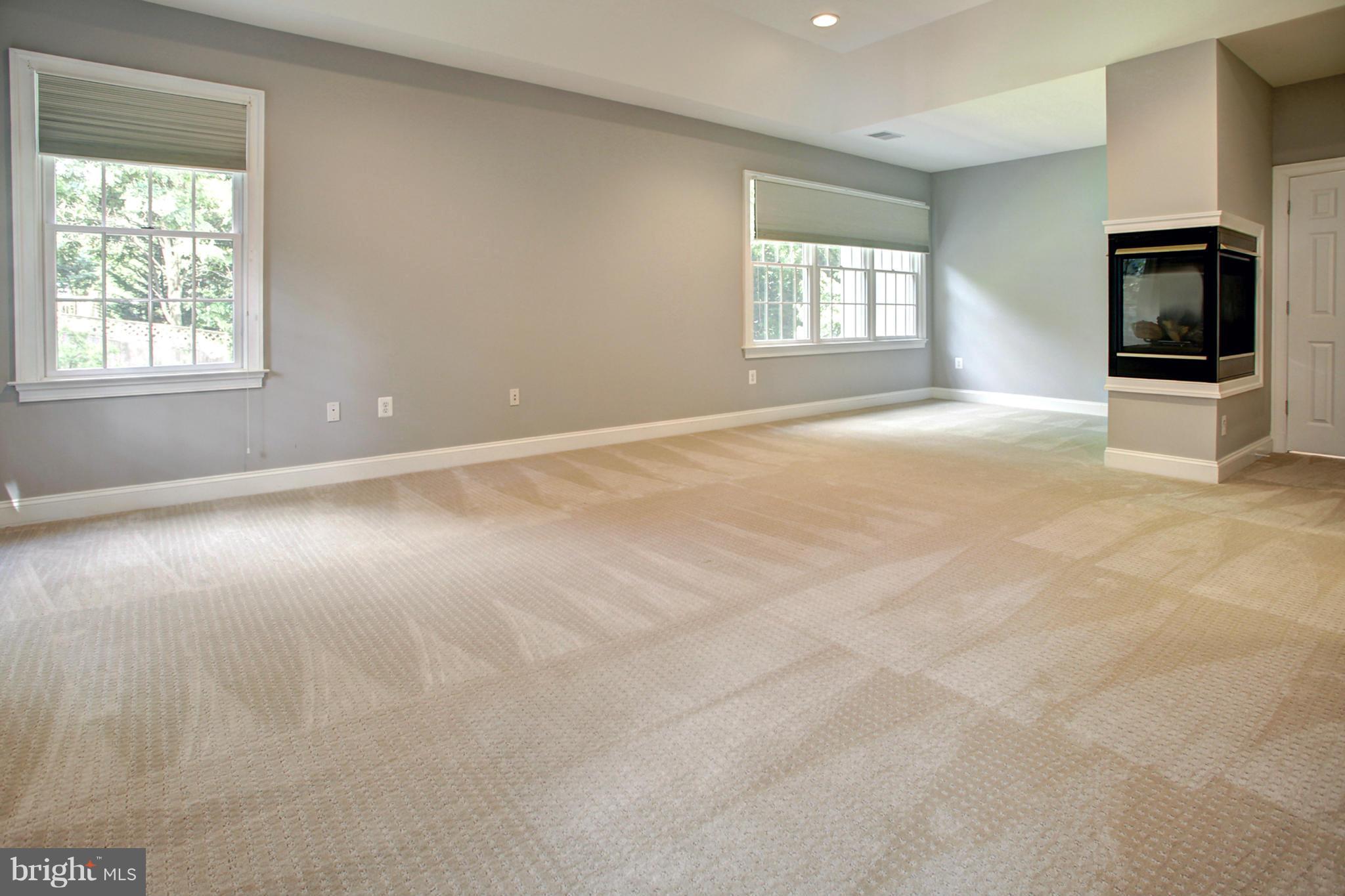 ARLINGWOOD - Residential