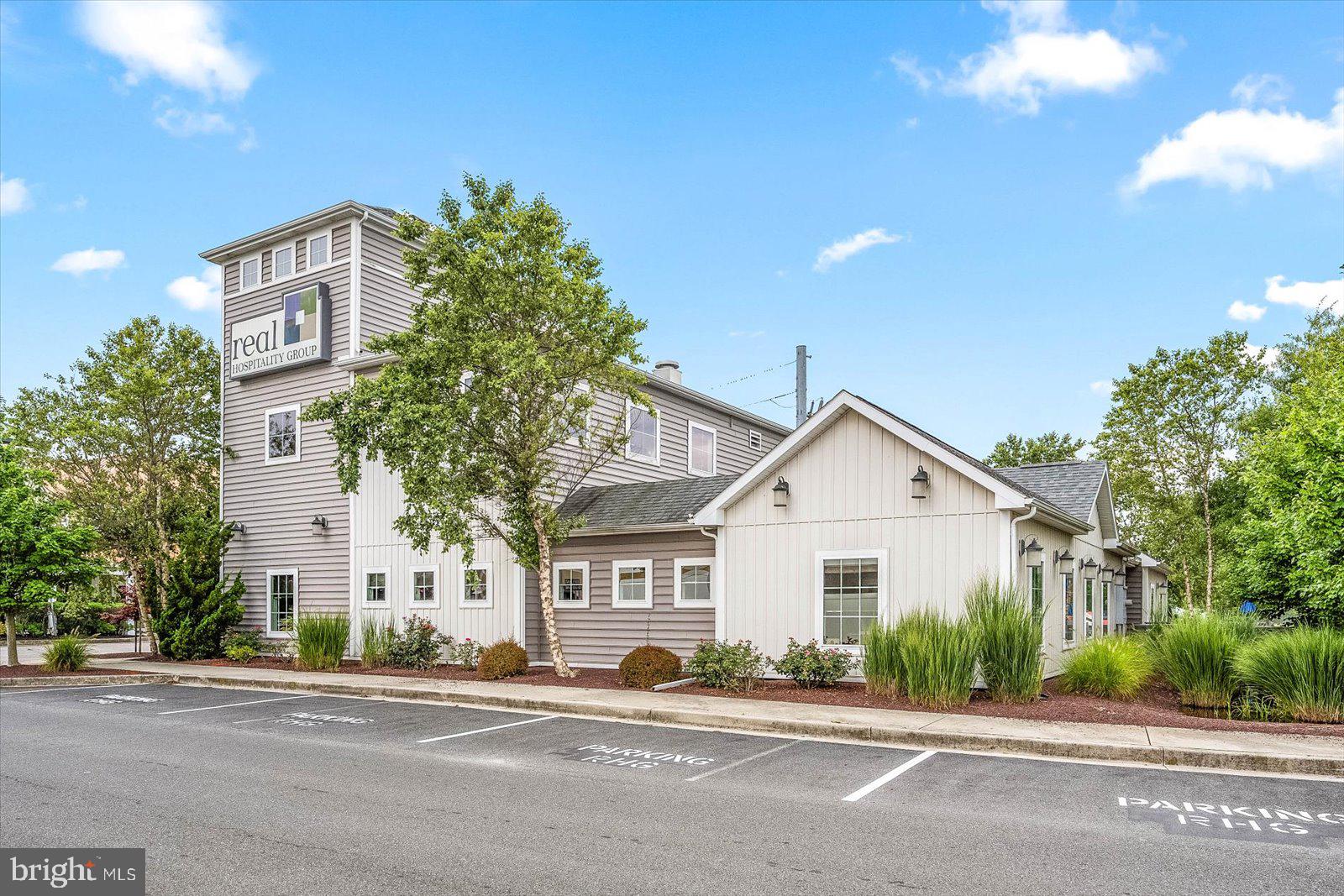 12800 HOSPITALITY WAY 1