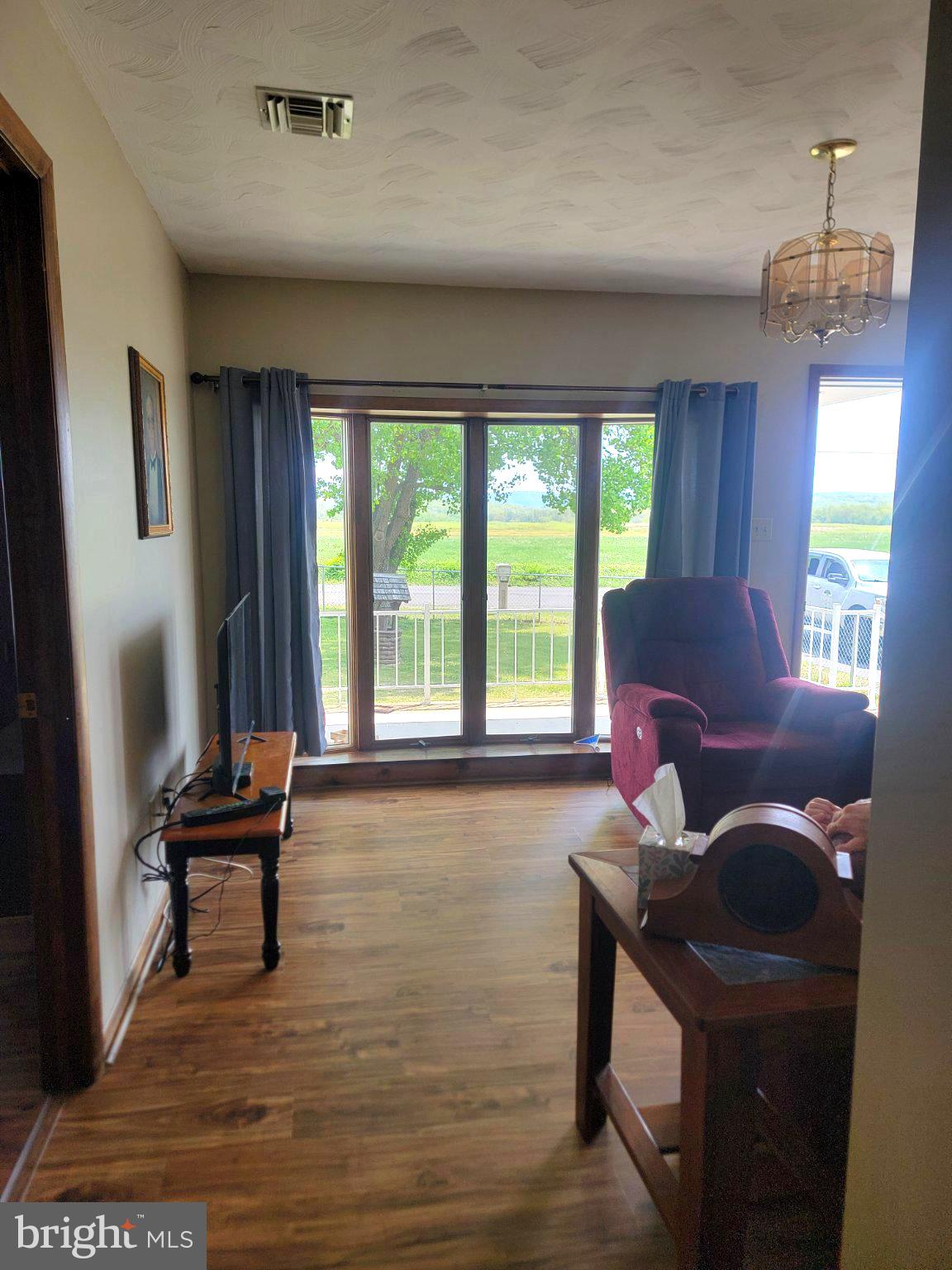 BOTANY WOODS - Residential