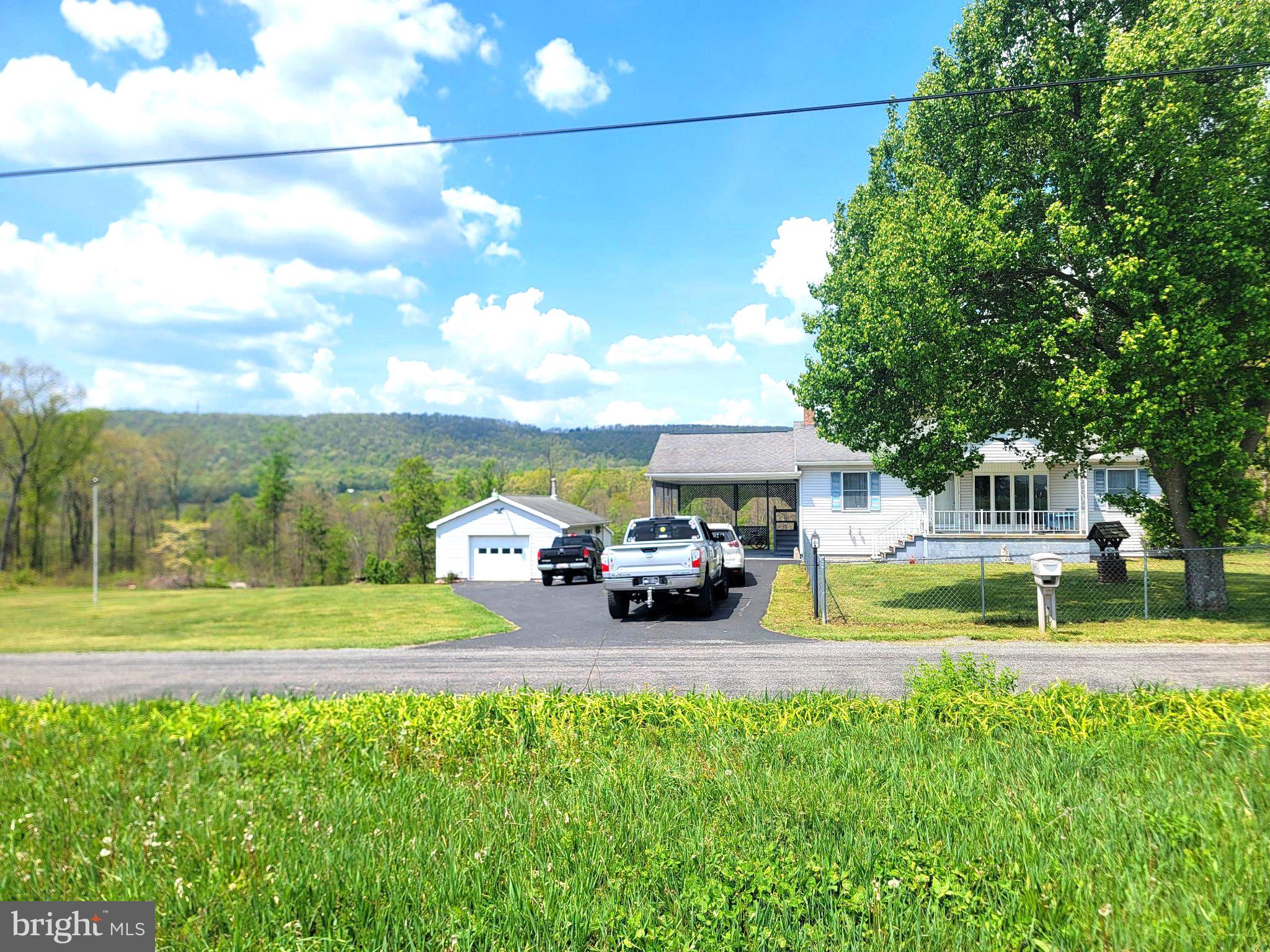 BOTANY WOODS - Residential