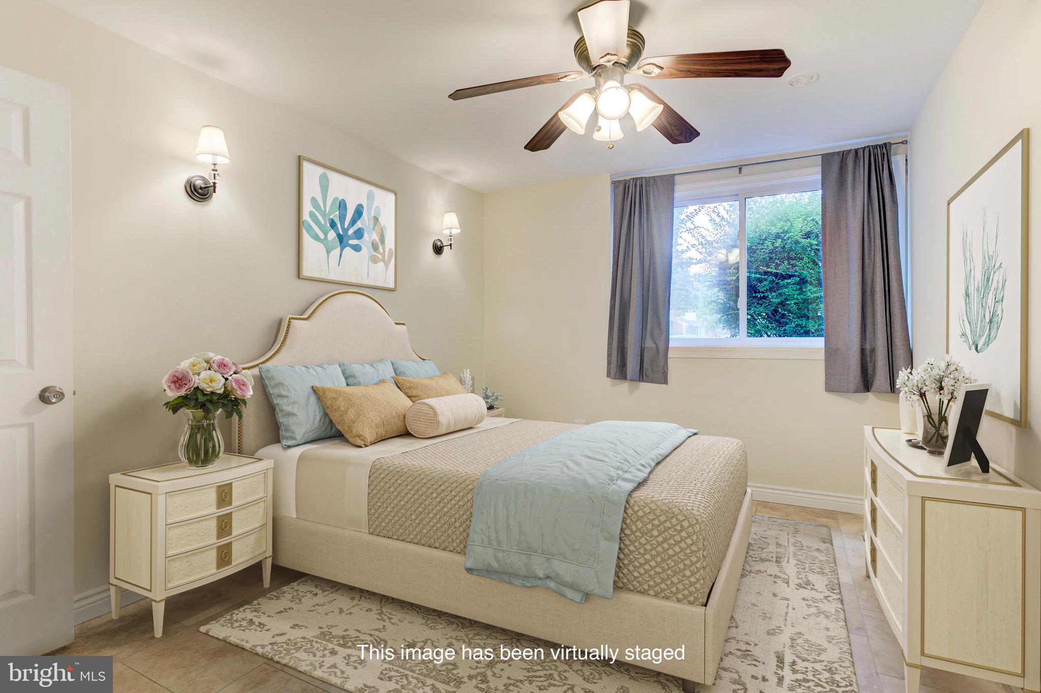 FALLS PLAZA - Residential