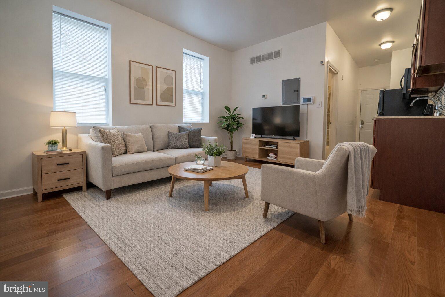 BELMONT - Commercial Sale