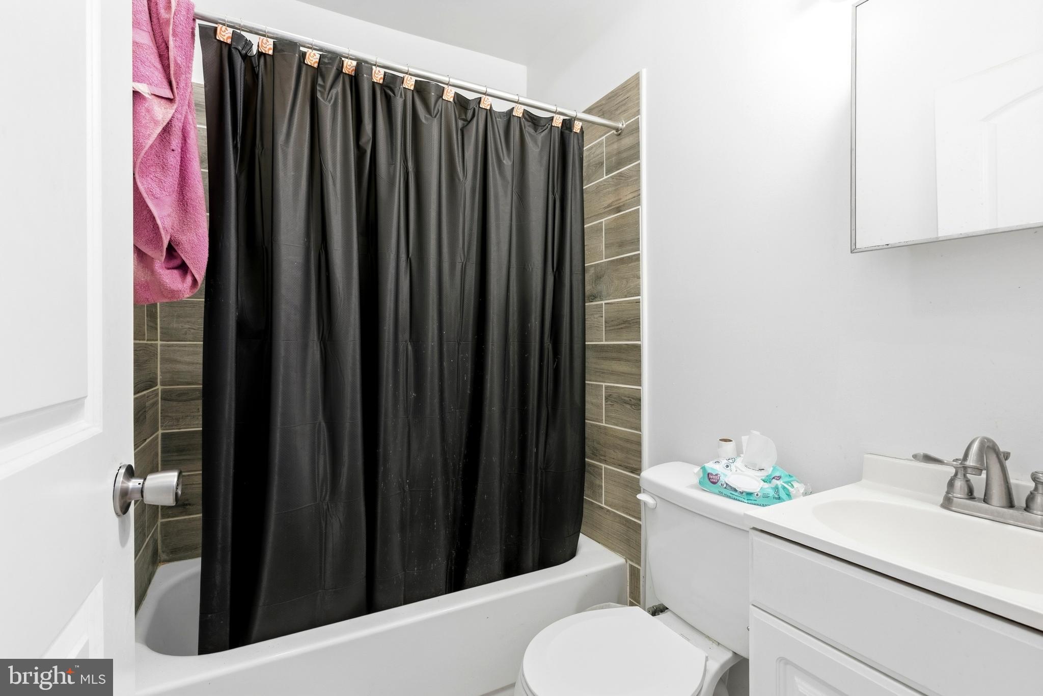 BELMONT - Commercial Sale