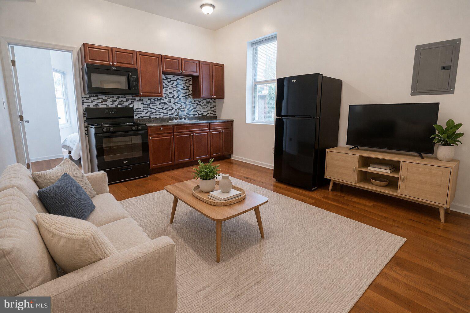 BELMONT - Commercial Sale